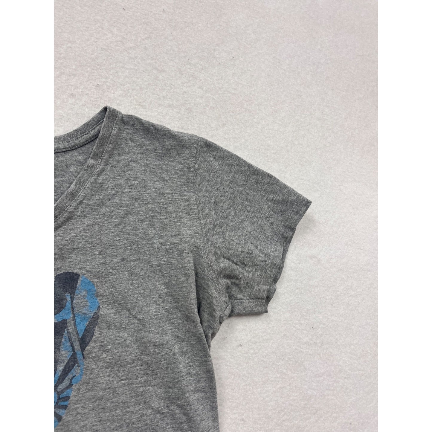 Life Is Good Gray T-Shirt M V-Neck Flip Flop Graphic #240A