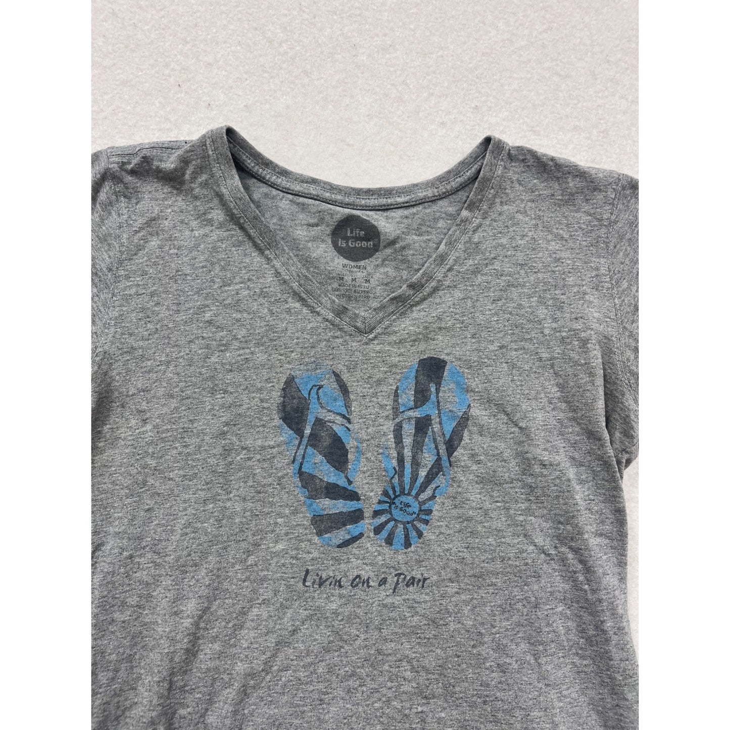 Life Is Good Gray T-Shirt M V-Neck Flip Flop Graphic #240A