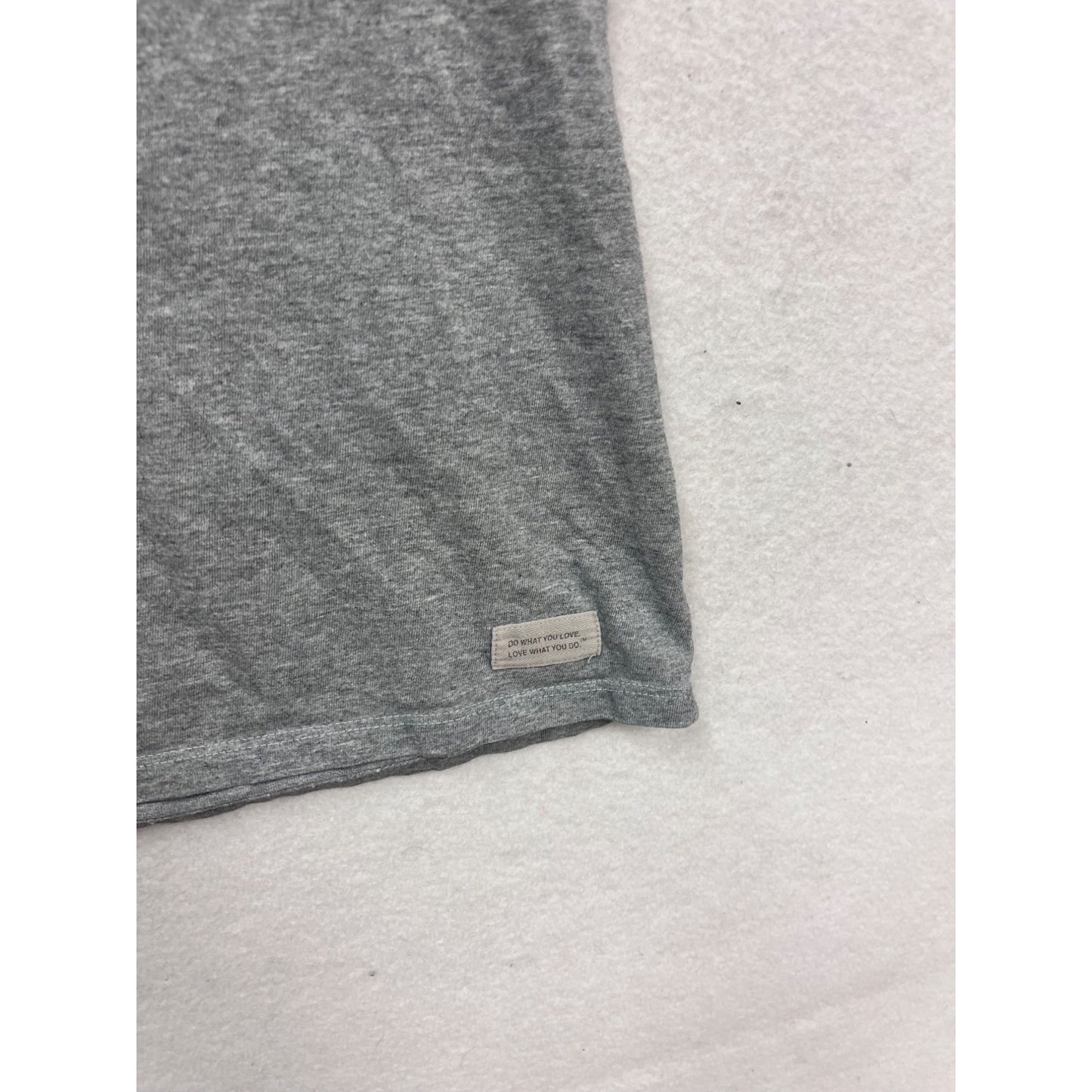 Life Is Good Gray T-Shirt M V-Neck Flip Flop Graphic #240A