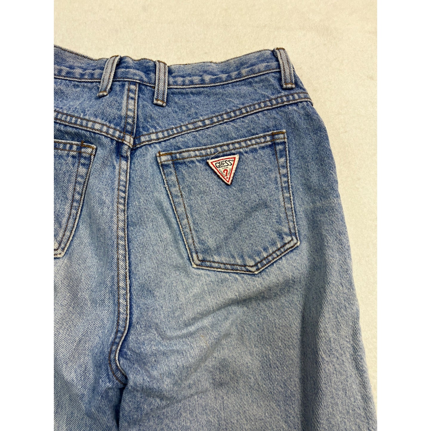 Vintage Women's Guess Light-Washed Mom Jeans #2601