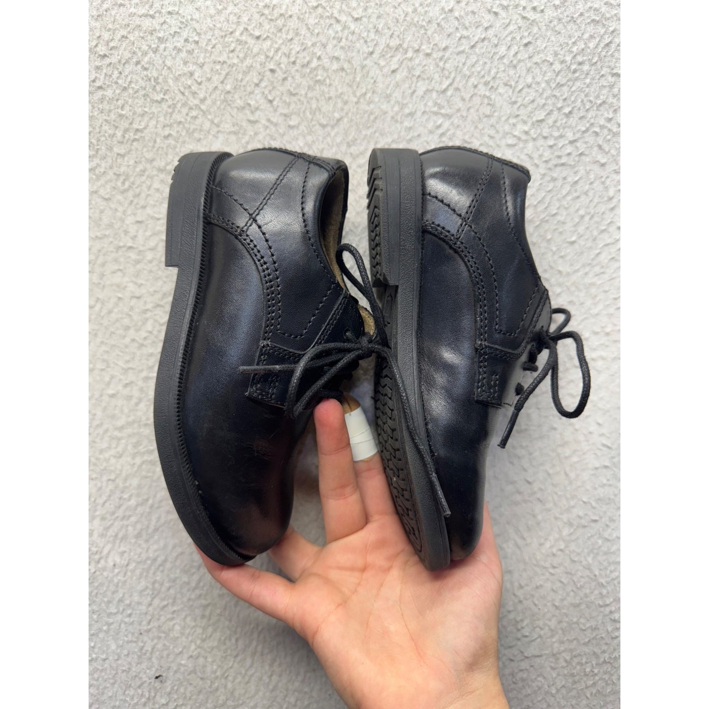 Florsheim Kids Black Leather Lace-Up Dress Shoes Durable Soles Size 4 #9639