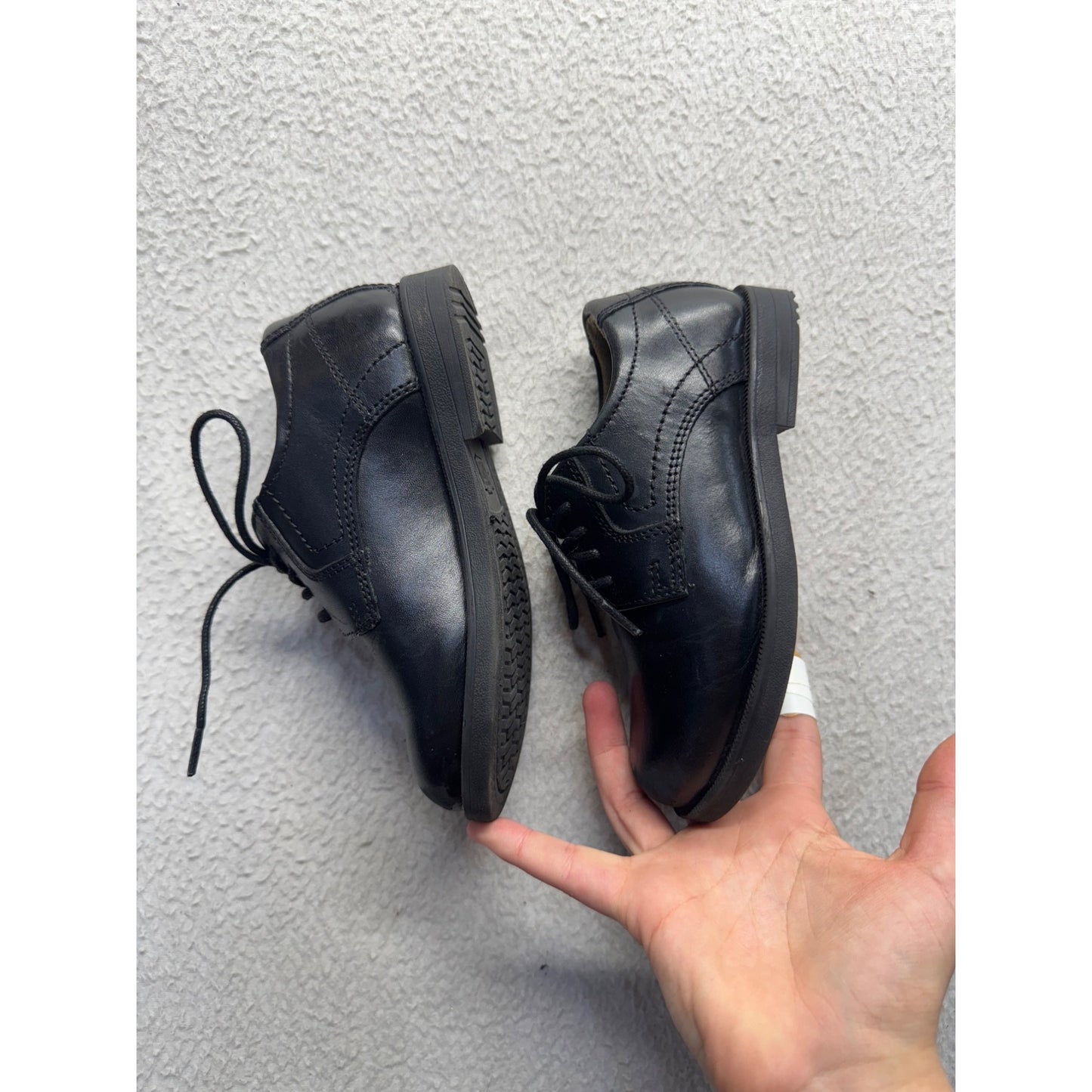 Florsheim Kids Black Leather Lace-Up Dress Shoes Durable Soles Size 4 #9639