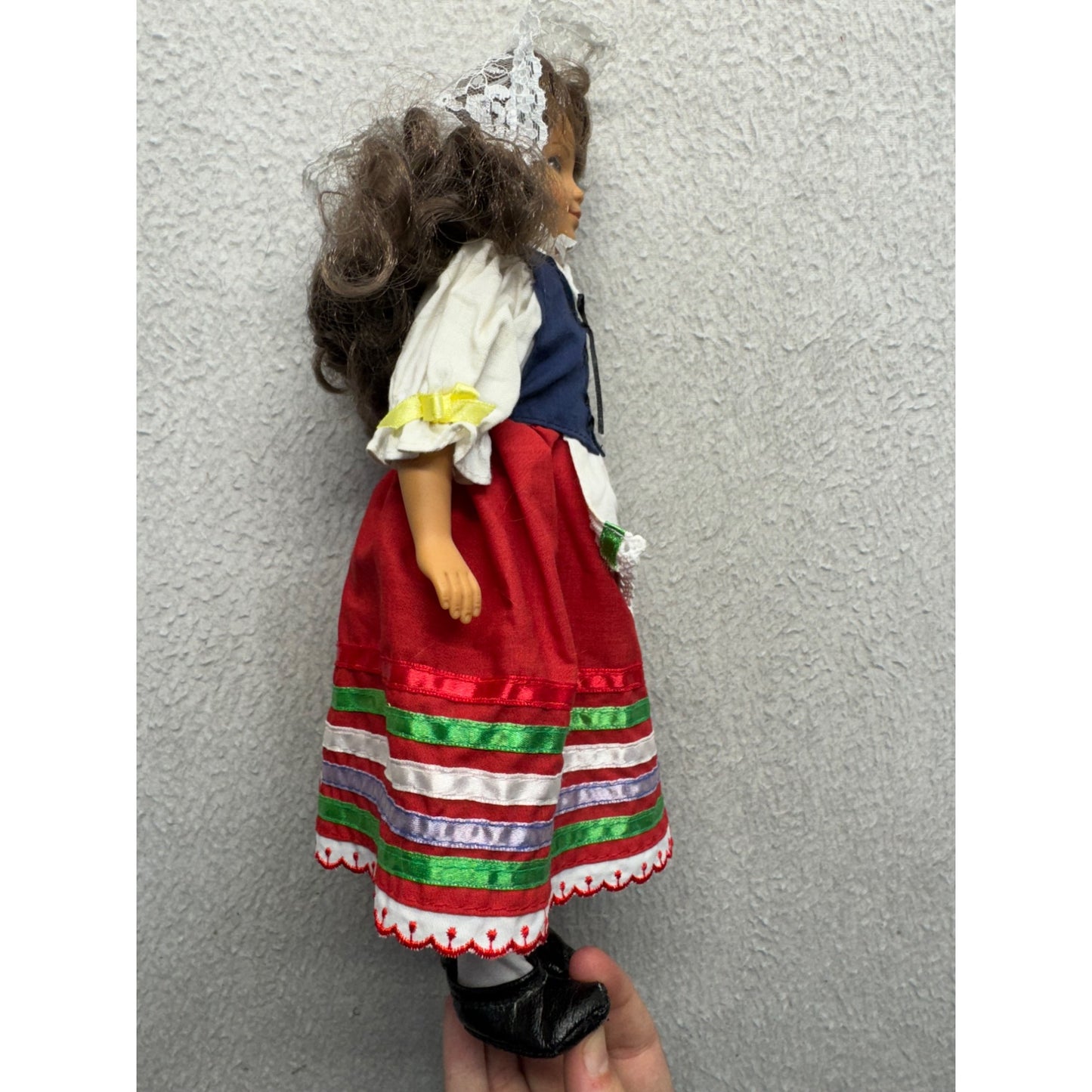 Vintage 1995 Sunmax Toys Doll In Traditional European Folk Costume #416B
