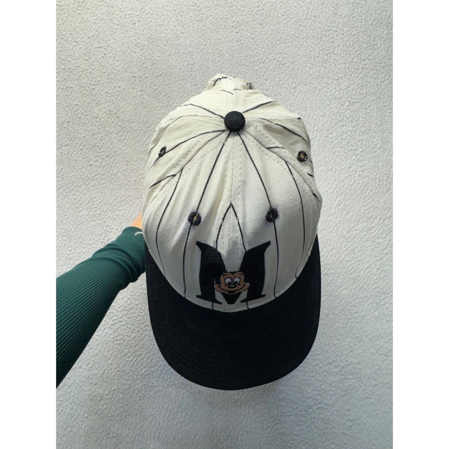 Vintage Mickey Mouse Embroidered Baseball Cap 30B