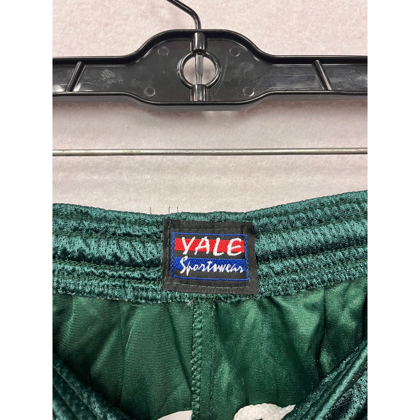 Yale Athletic Shorts Green Mesh Mens XL #8028