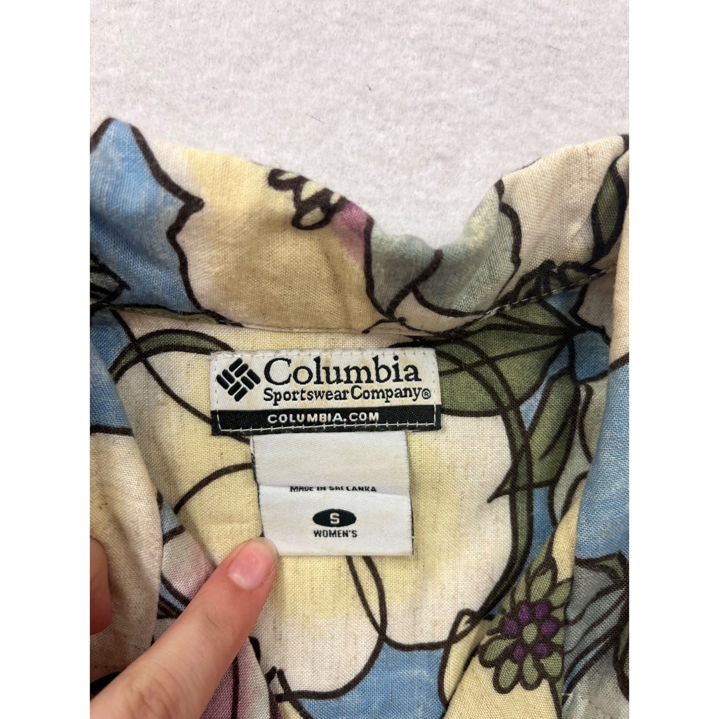 Columbia S Floral Button-Up Shirt #8853