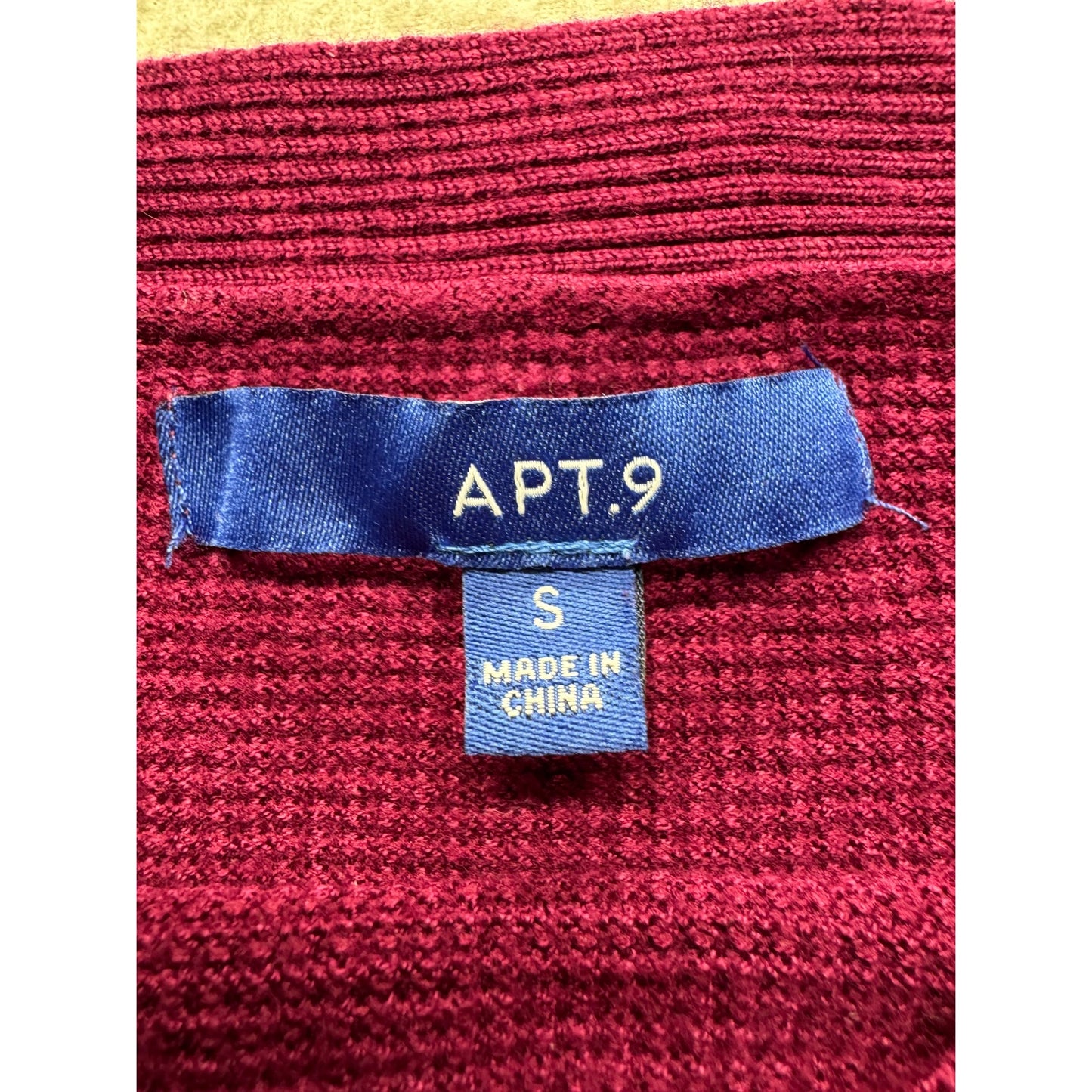 Apt.9 Burgundy Textured Knit Top Size S Rayon/Nylon Blend 454B