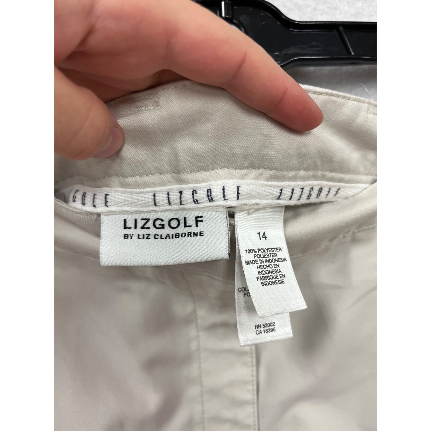 Liz Claiborne Pleated Golf Shorts Size 14 #562A