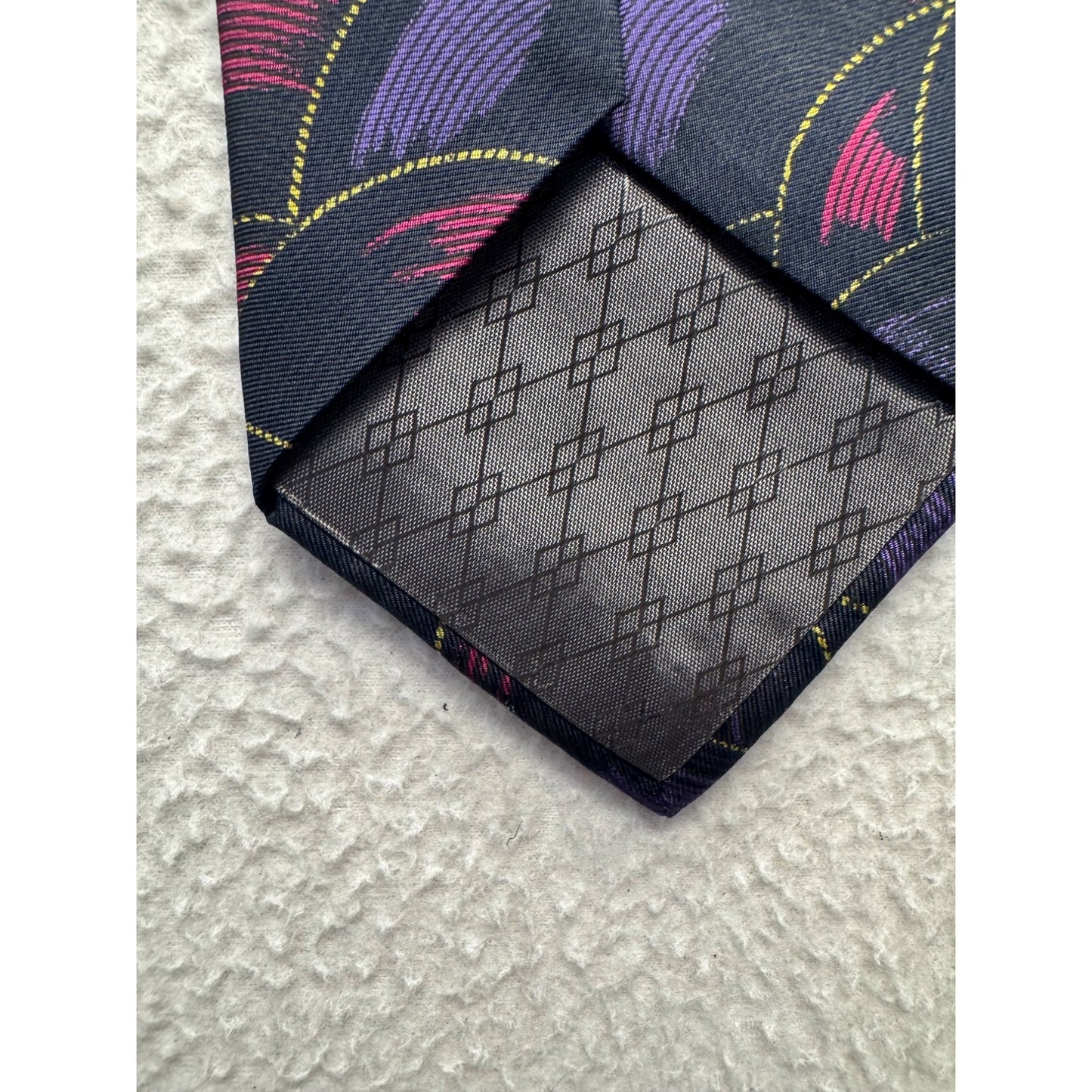 Pierre Balmain 100% Italian Silk Tie W/ Abstract Purple/Red #9114