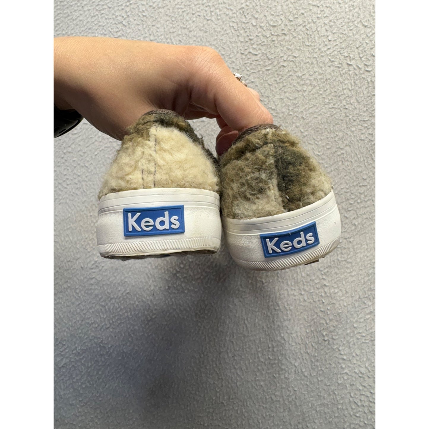 Keds Camo Faux Fur Slip-On Sneakers Size 7.5 355B