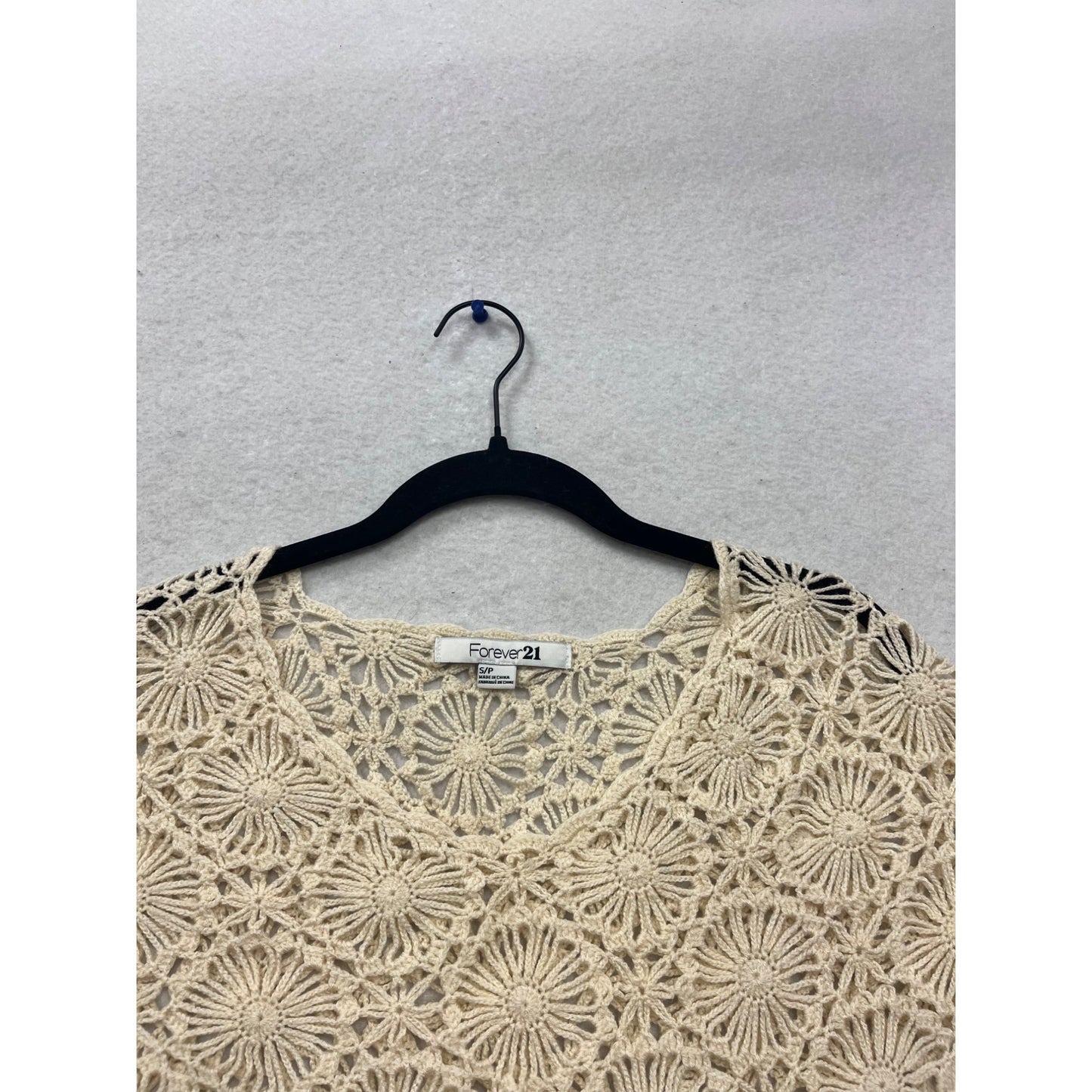 Forever 21 Beige Crochet Knit Top S #847A