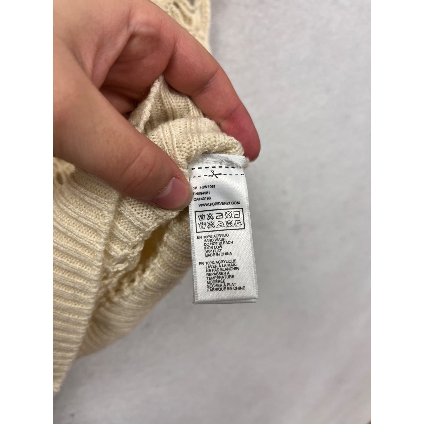 Forever 21 Beige Crochet Knit Top S #847A