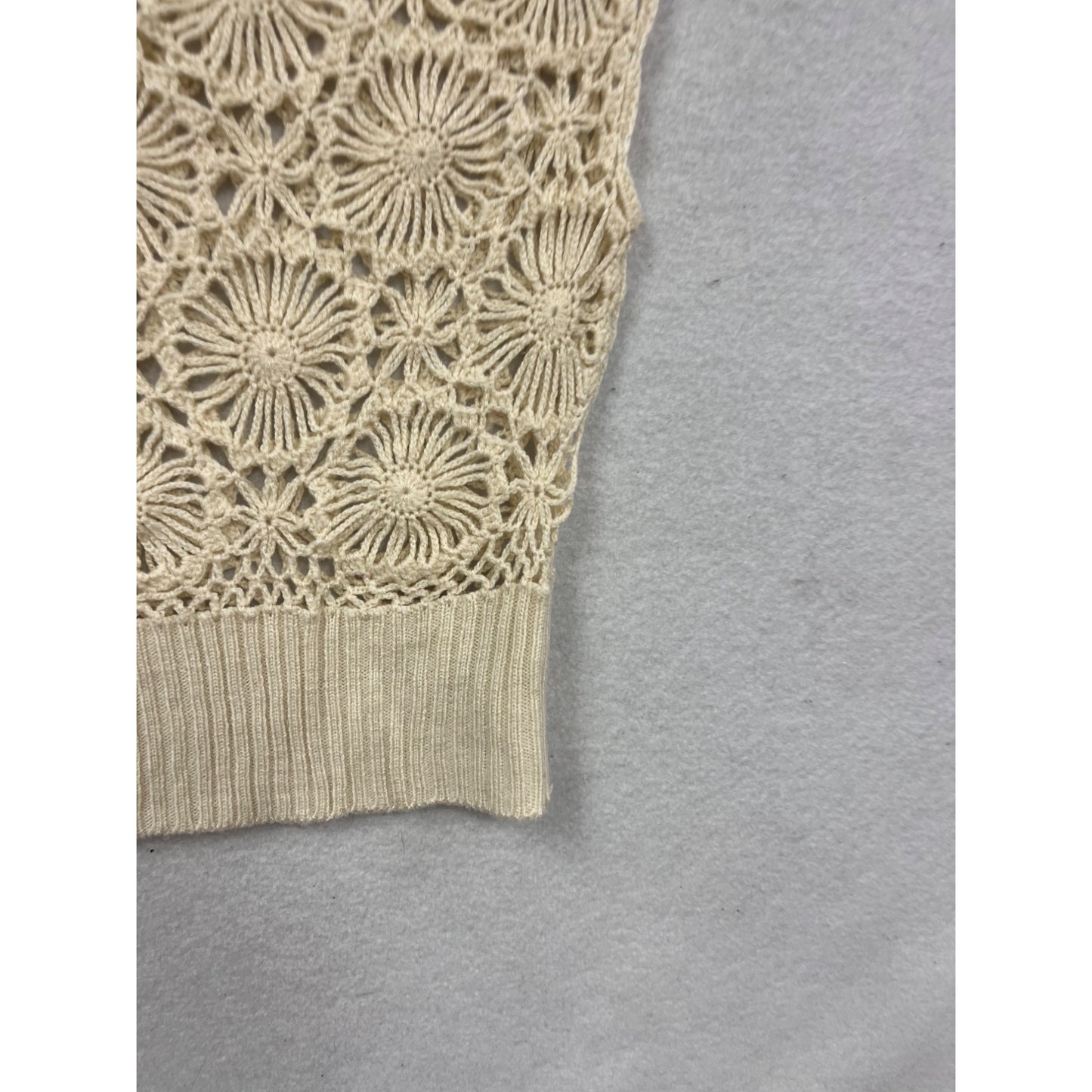 Forever 21 Beige Crochet Knit Top S #847A