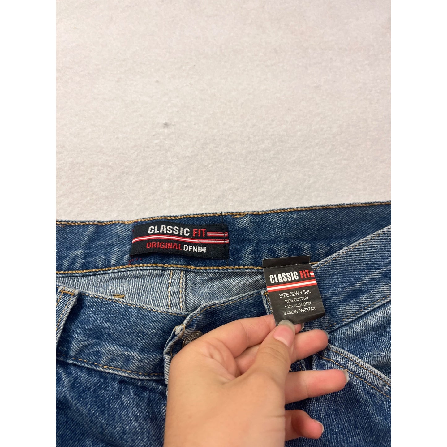 Classic Fit Denim Jeans Size 36W X 30L #299A