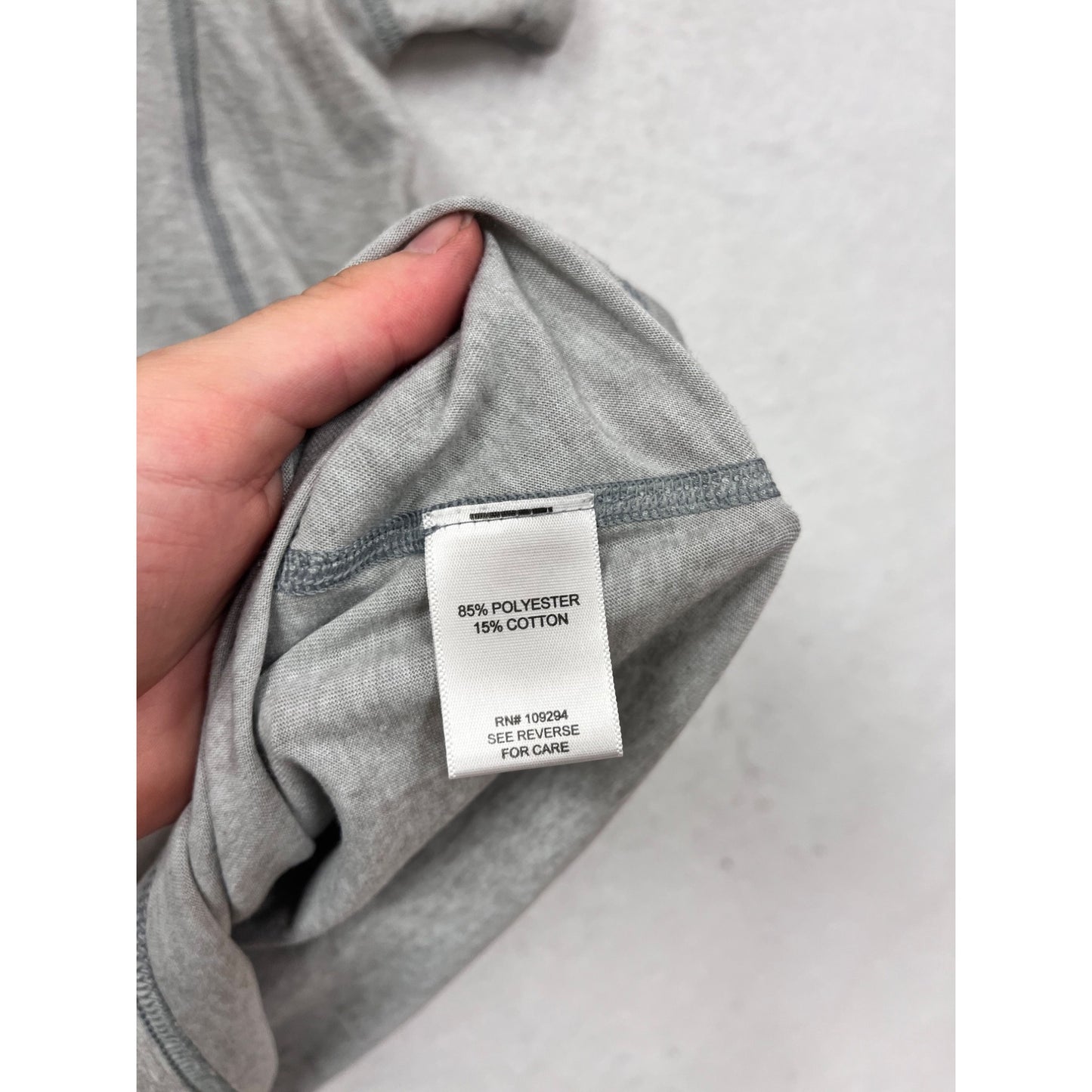 Ultimate Terrain Gray Short Sleeve Raglan T-Shirt M #739A