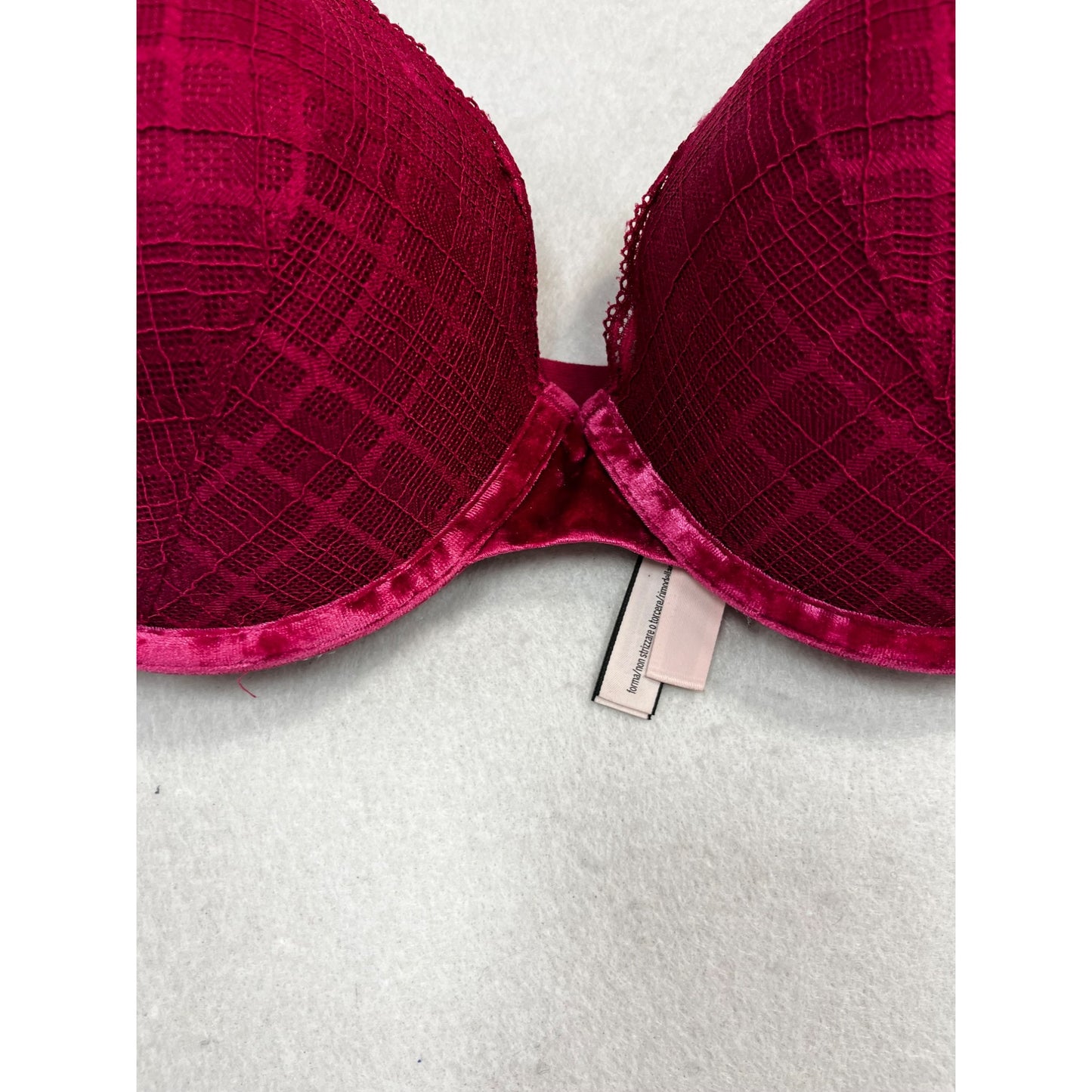 Women’s Victorias Secret PushUp Bra #2447