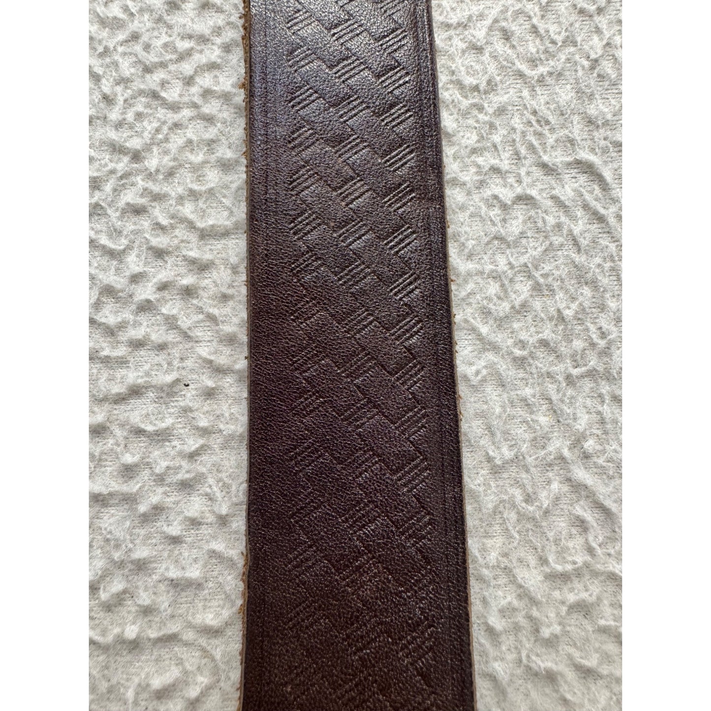 Vintage J.D. Mills Co. Genuine Top Grain Leather Belt 36 Brown Brass Buckle 6B