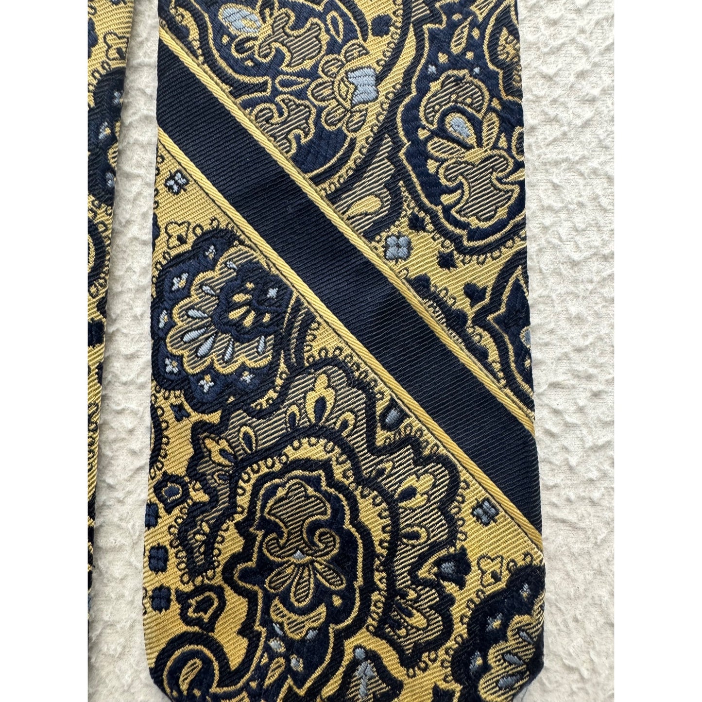 Vintage Wembley Wemlon Paisley/Stripe Necktie Blue/Gold Design #9110