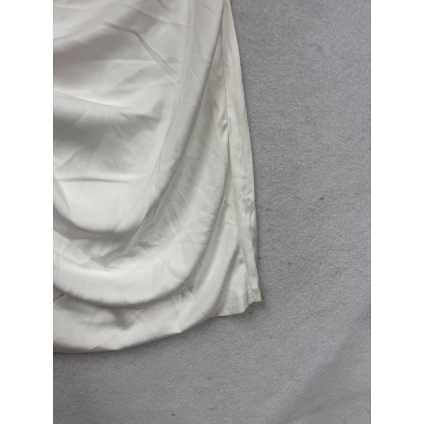 One-Shoulder White Satin Dress By Do+Be Size M #390A