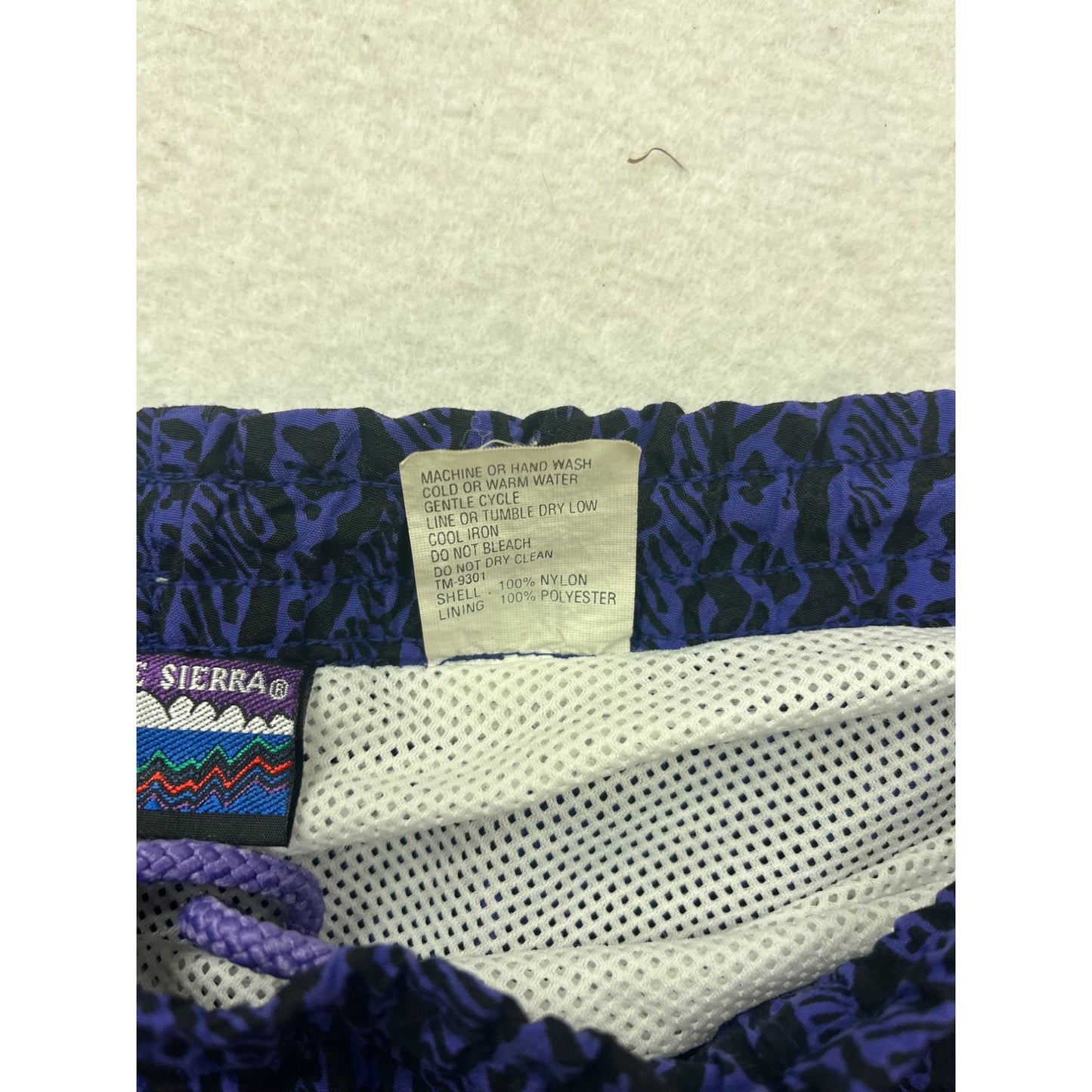 White Sierra Nylon Swim Shorts S Blue/Black Animal Print #204A