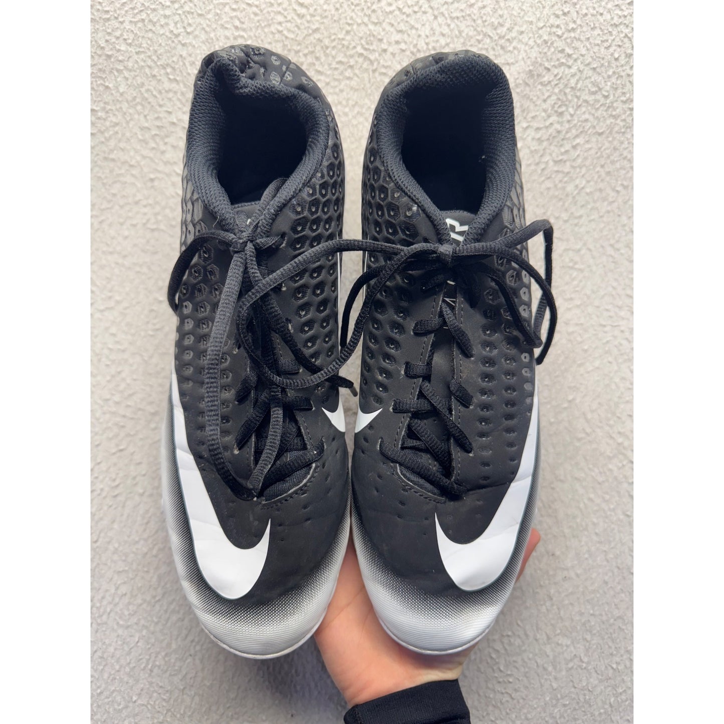 Nike Phantom Venom Elite FG Soccer Cleats Black/White Mens Size 9.5 Lightweight Synthetic