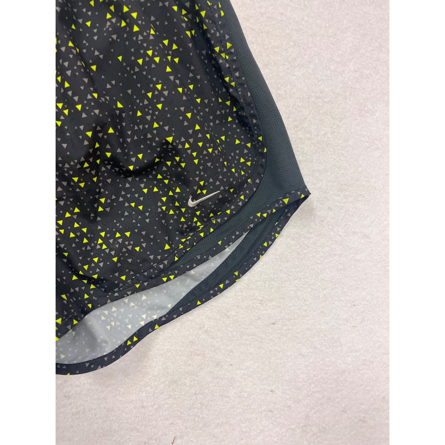 Nike Dri-Fit Running Shorts M Black Yellow Triangle Print Athletic Wear #301A