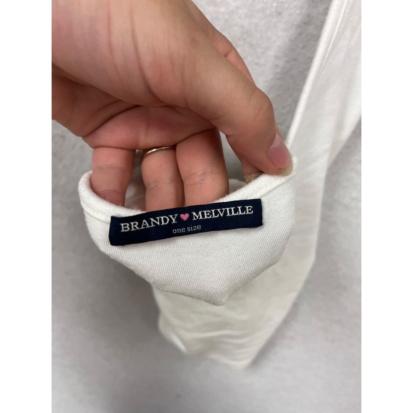 Brandy Melville White Sleeveless V-Neck Crop Top OS #117A