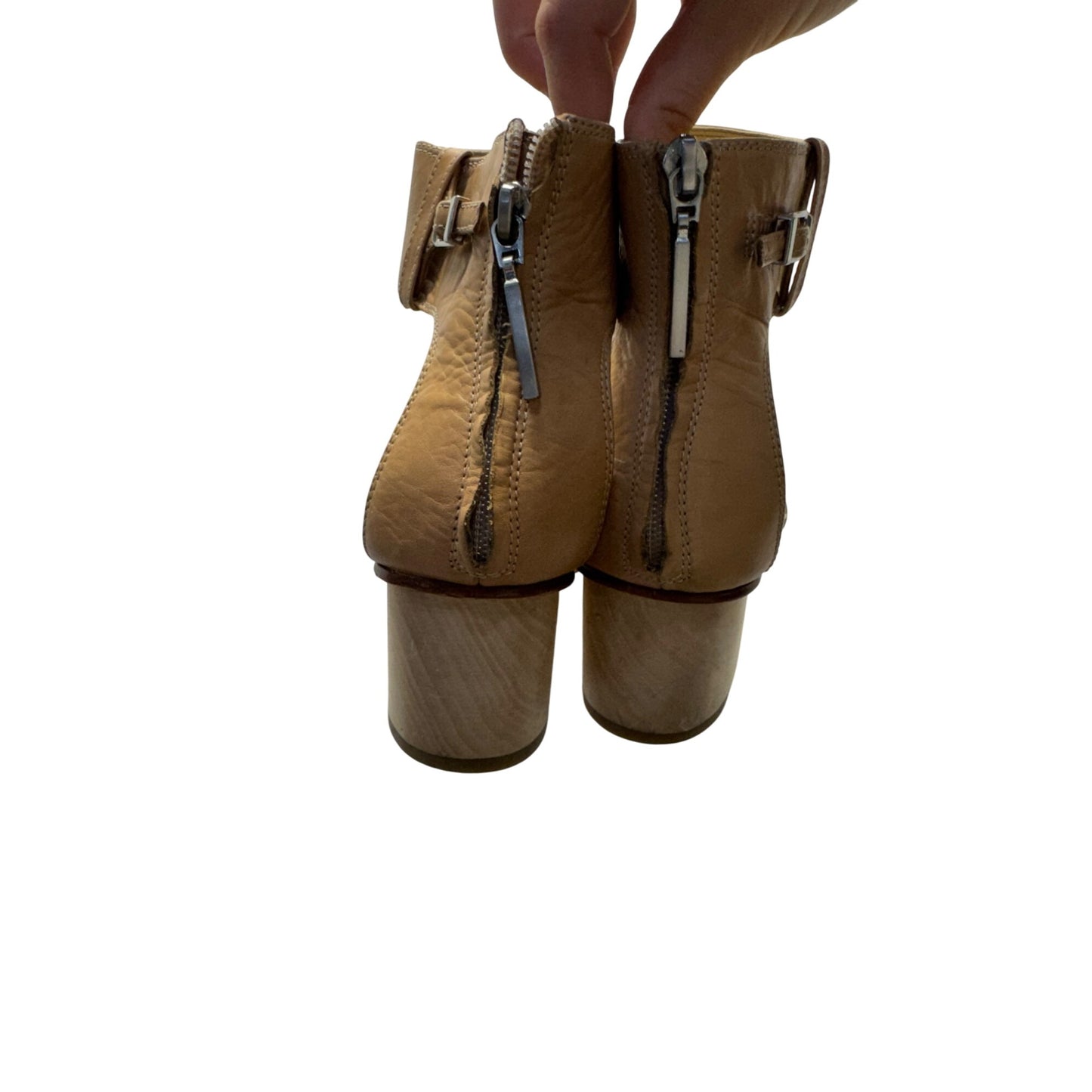 Dolce Vita Womens Tan & Snake Print Sandals With Block Heels Size 8M 9478