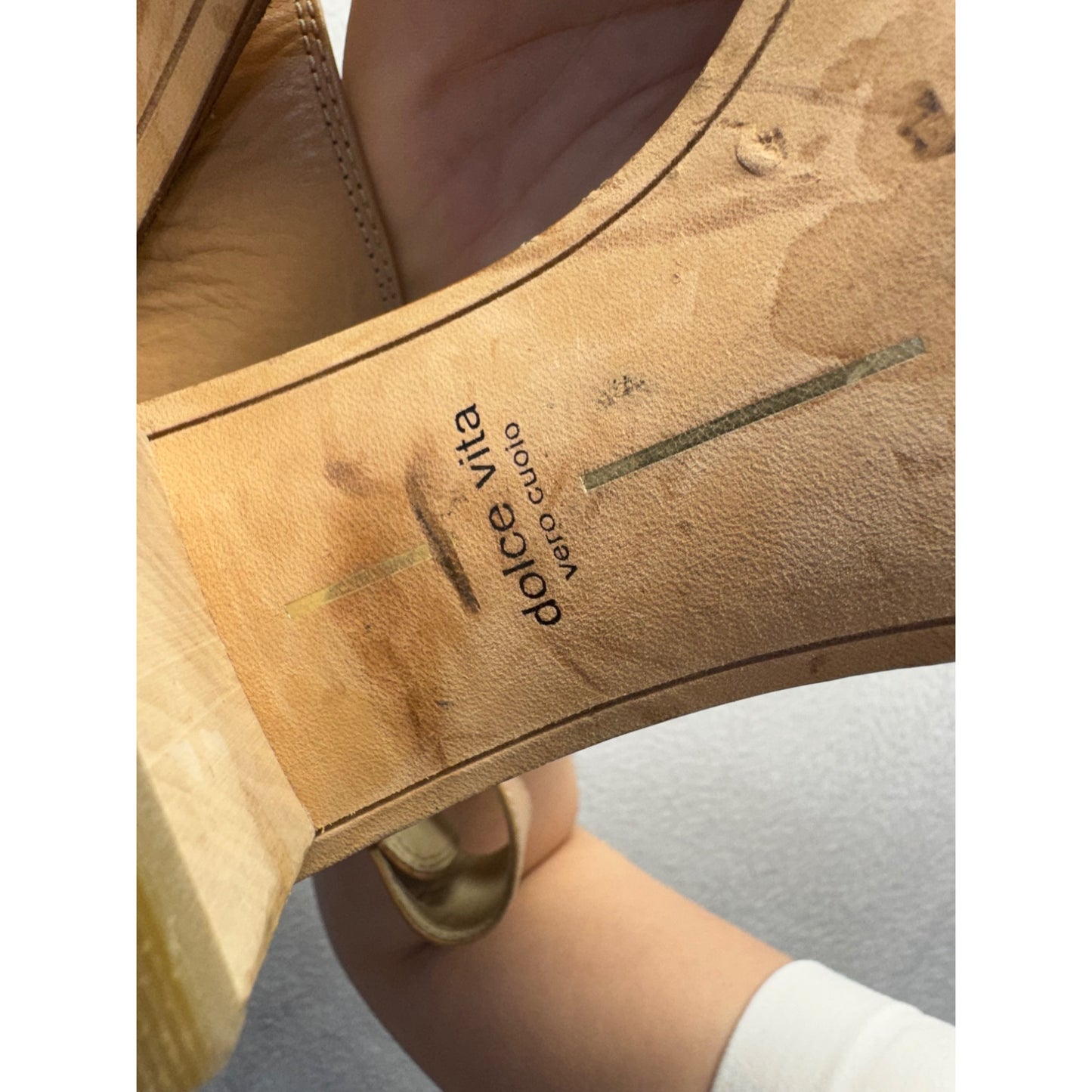 Dolce Vita Womens Tan & Snake Print Sandals With Block Heels Size 8M 9478