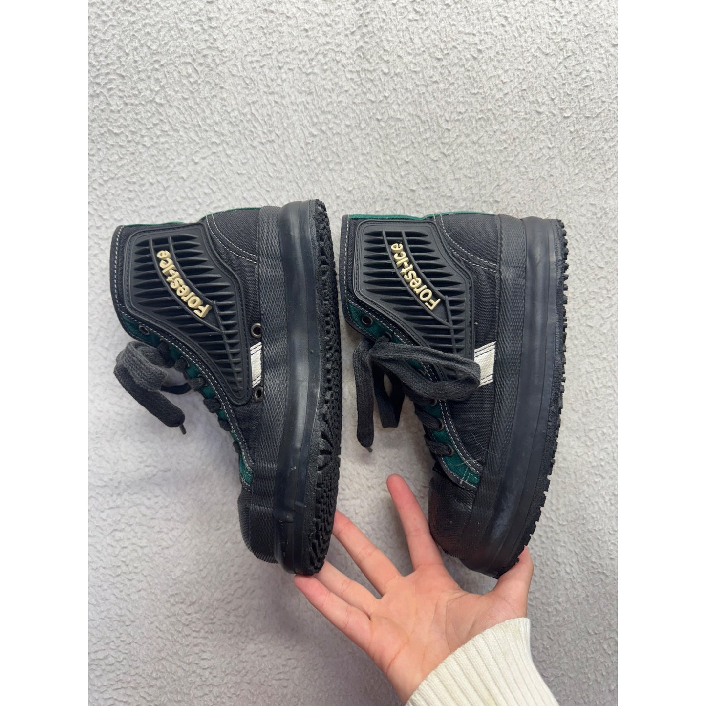 Forest Ice High-Top Lace-Up Sneakers Black & Green #12B