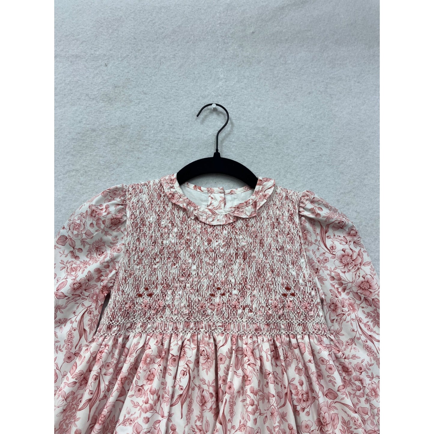 Floral Long-Sleeve Smocked Dress By Prettigirl Size 6 #8936