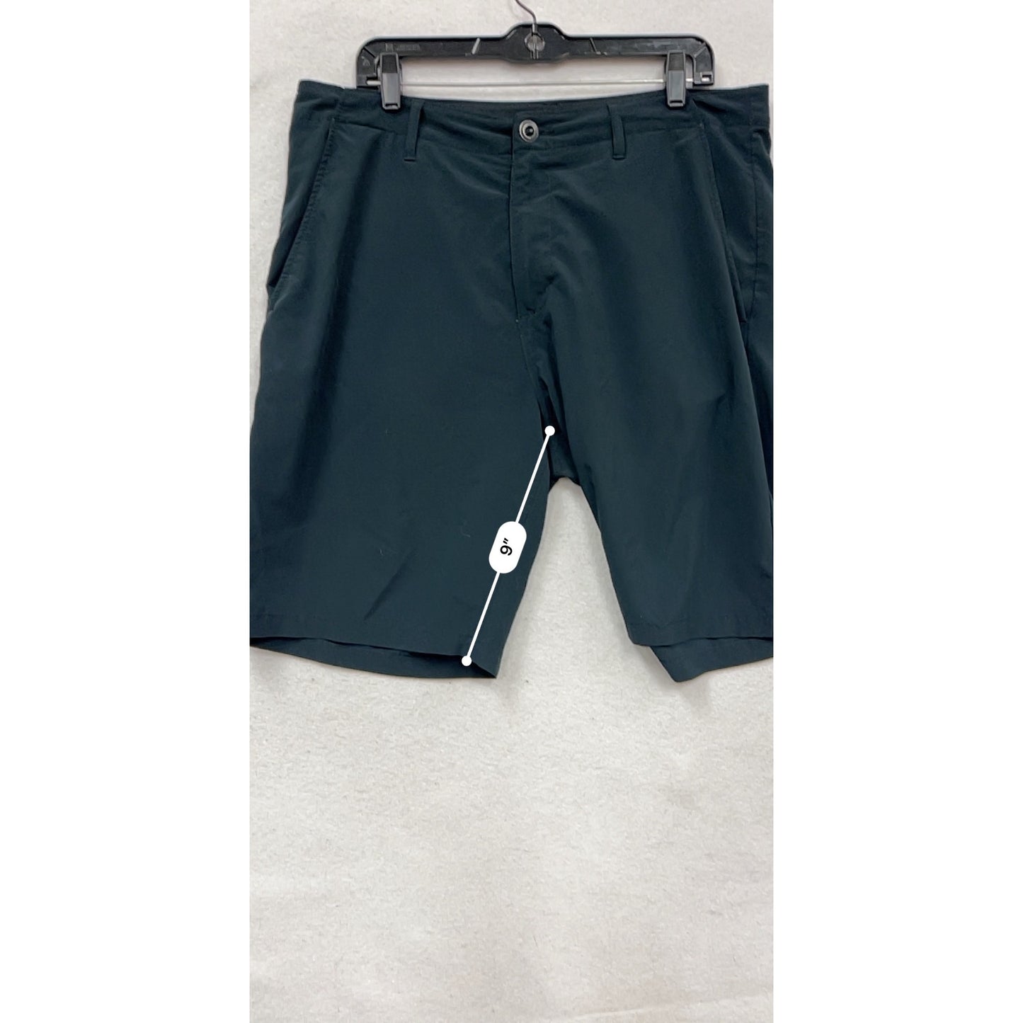 Columbia Navy Shorts Size 34 #882A