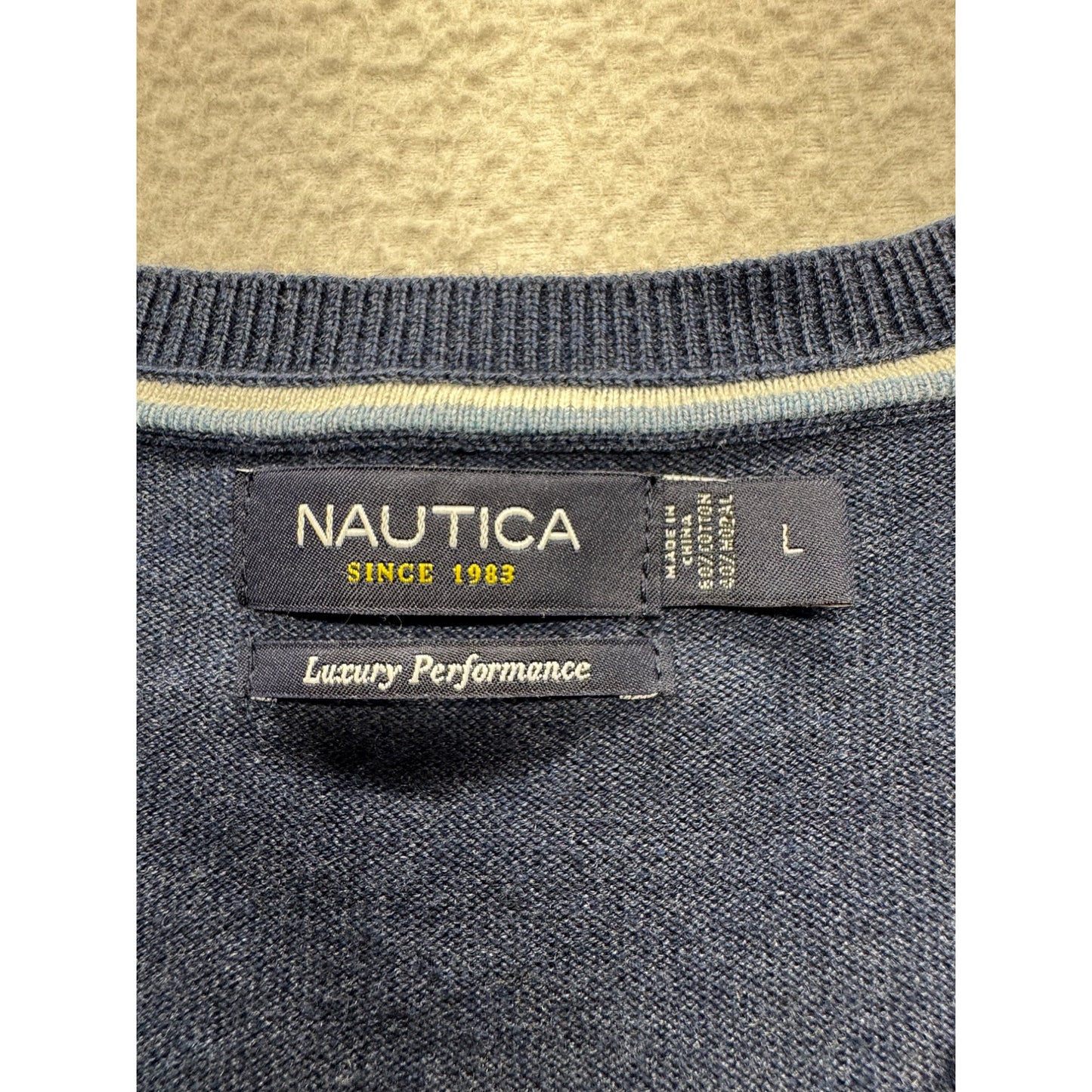 Nautica Luxury Performance Navy Blue V-Neck Cotton Modal Blend Size L #9284