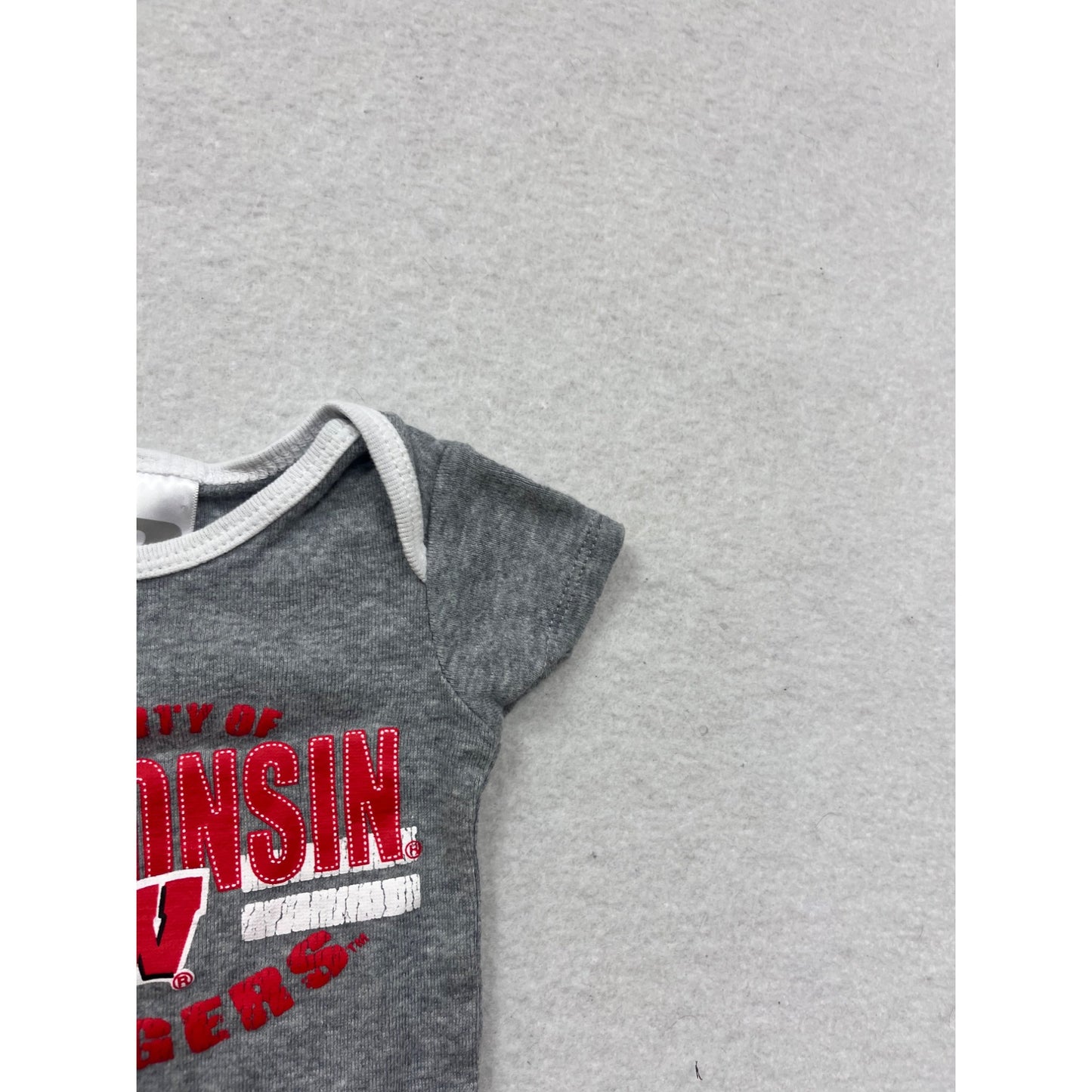 Russell Baby Wisconsin Badgers Gray Onesie 0-3M #8495