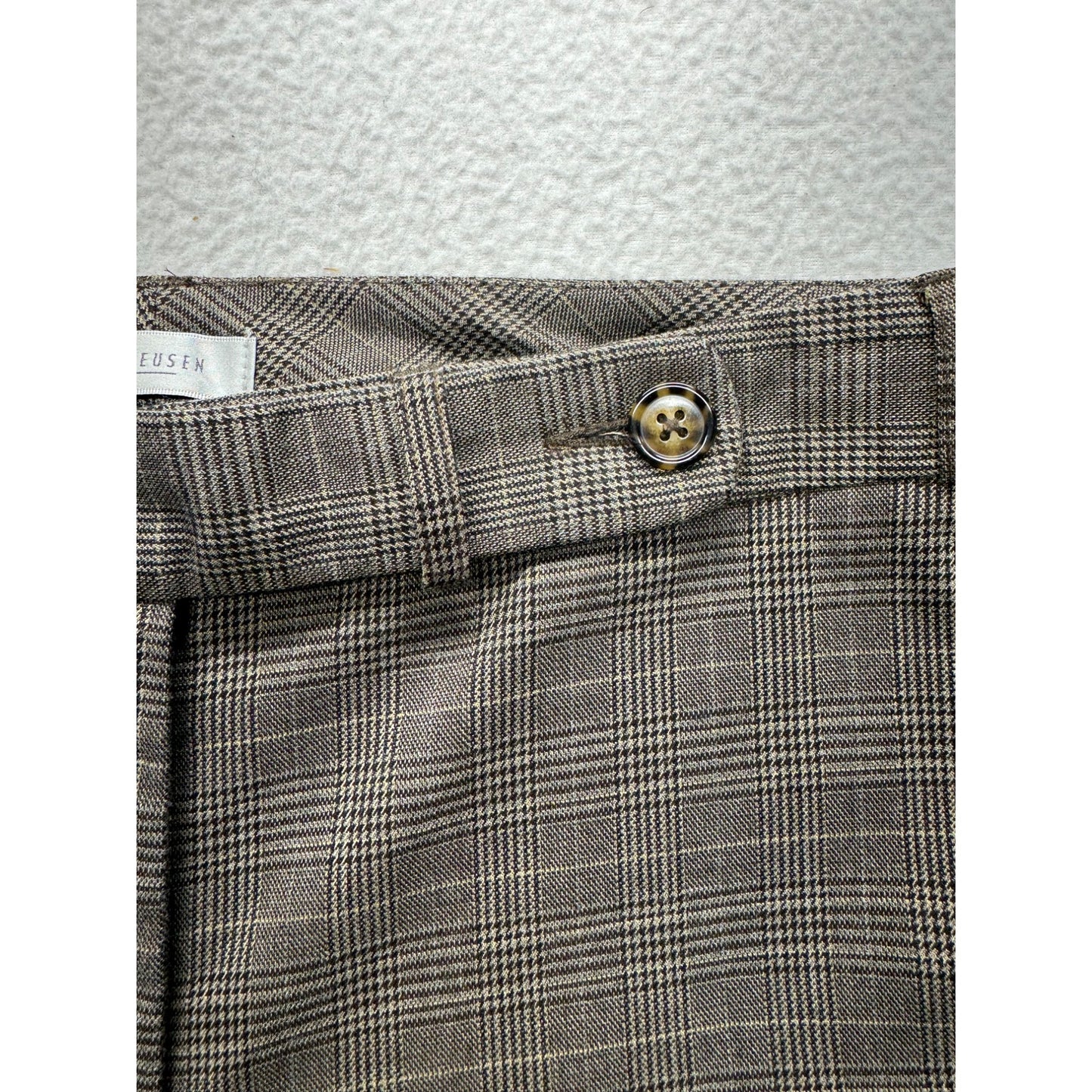Van Heusen Plaid Stretch Dress Pants Size 10 Brown 207B