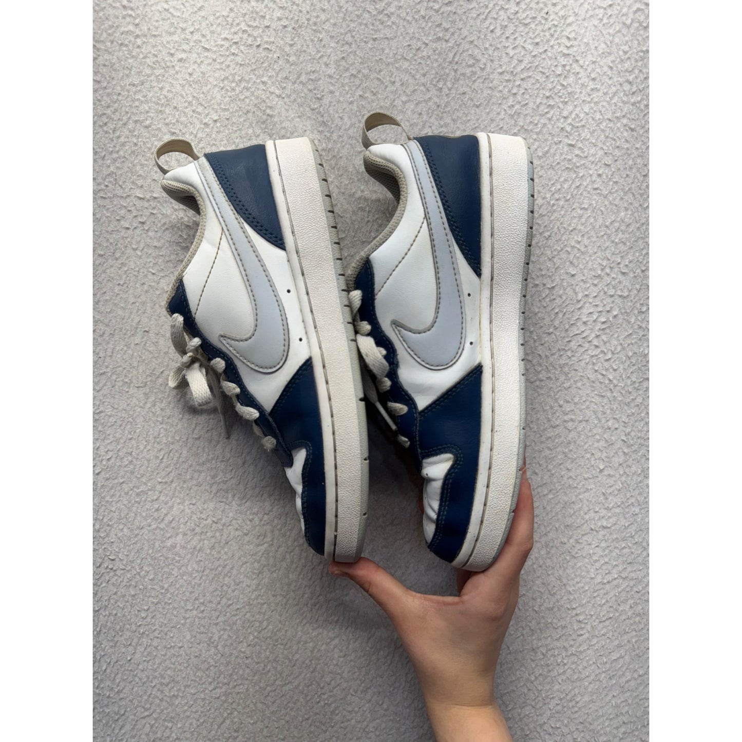Nike Navy & White Low-Top Sneakers Size 7Y Leather Upper Pre-Owned #9624