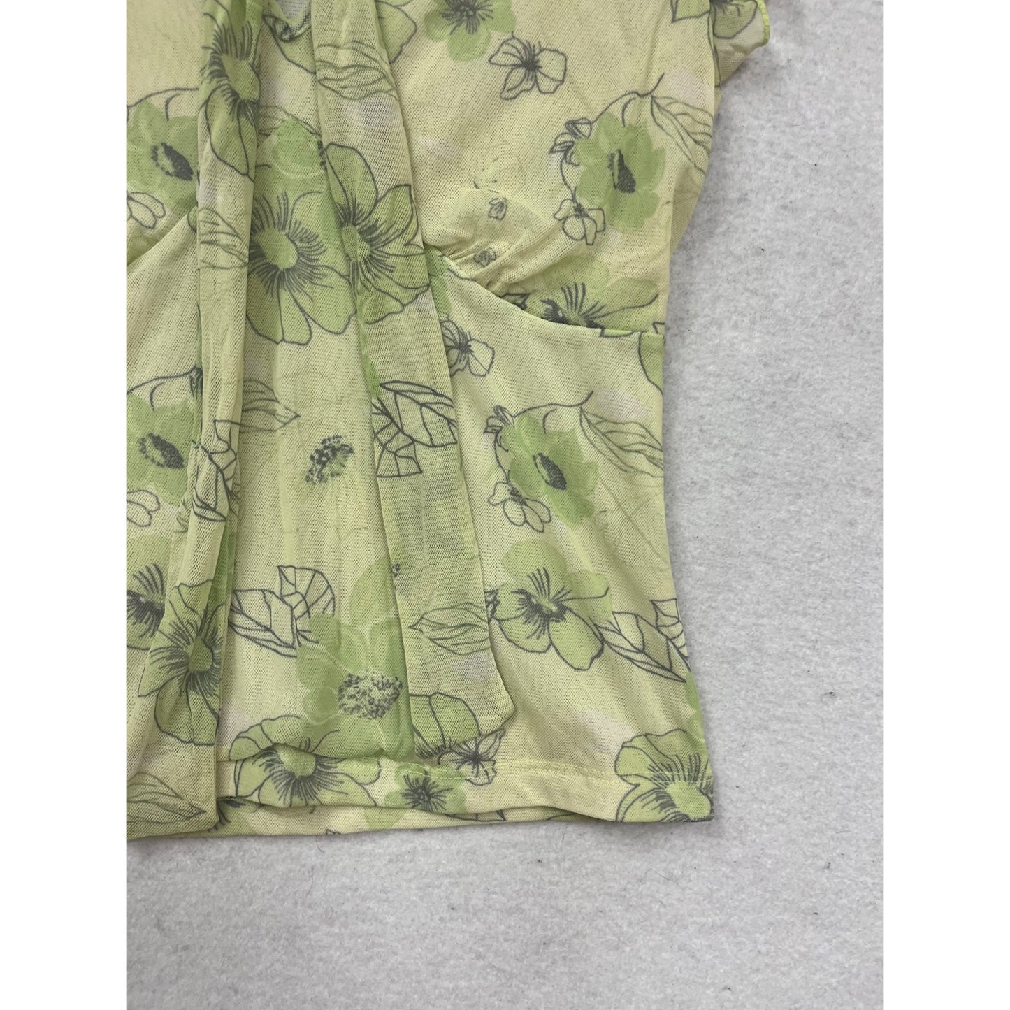 Floral Print Tie-Neck Short-Sleeve Blouse #700A