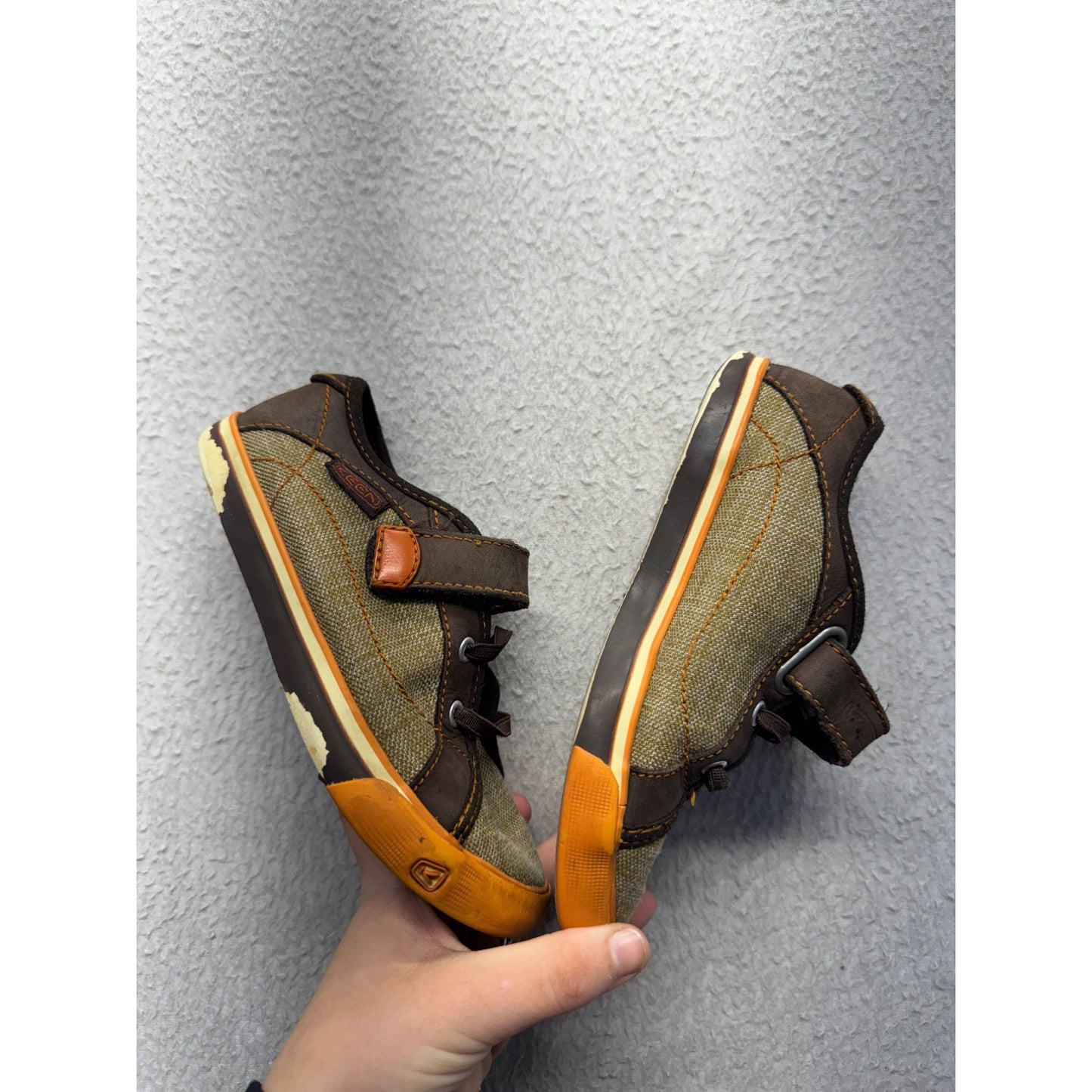 Keen Boys Canvas & Suede Sneakers With Orange Accents Size 11 #381B