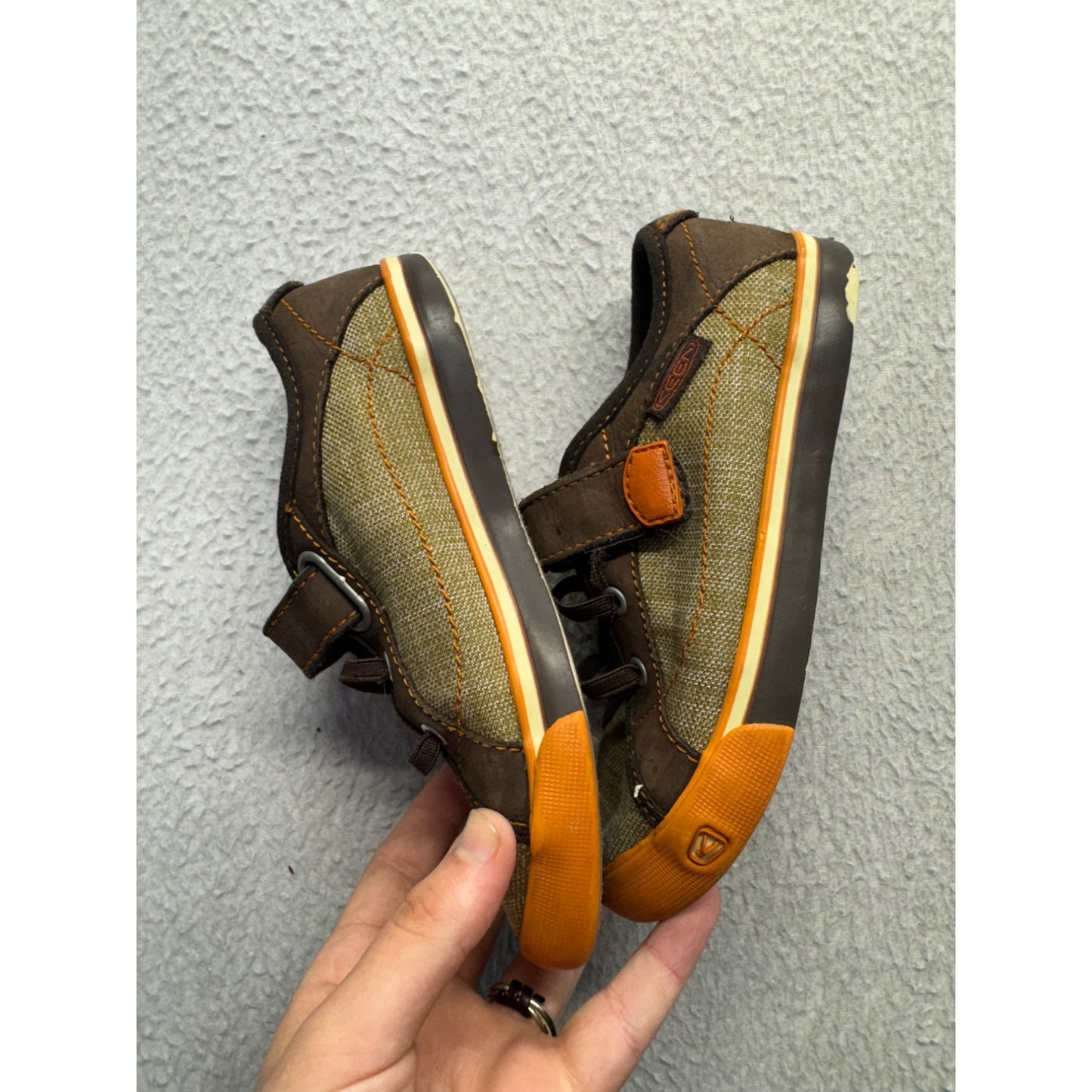 Keen Boys Canvas & Suede Sneakers With Orange Accents Size 11 #381B