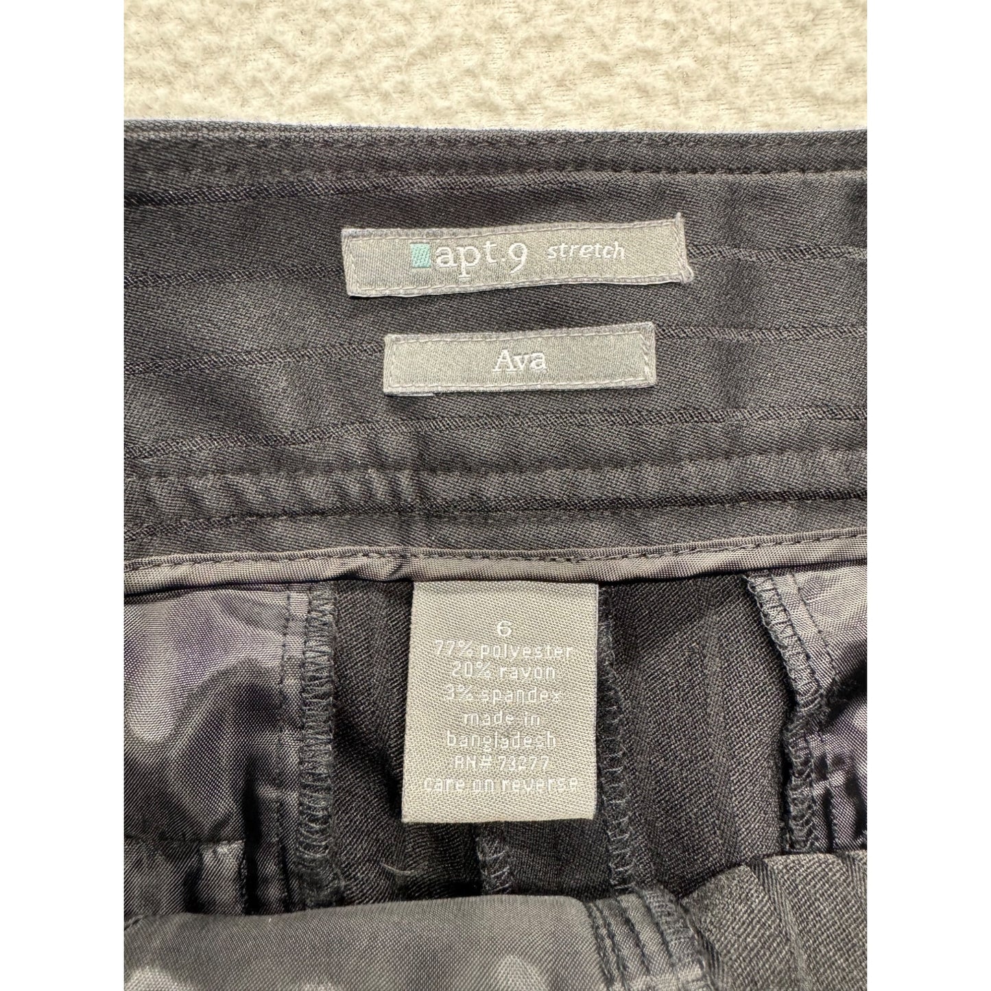 Apt. 9 Ava Black Pinstripe Stretch Crop Pants With Button Accents Size 6 #9260