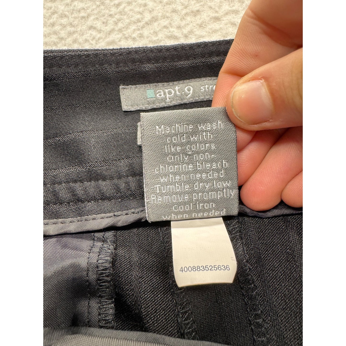 Apt. 9 Ava Black Pinstripe Stretch Crop Pants With Button Accents Size 6 #9260
