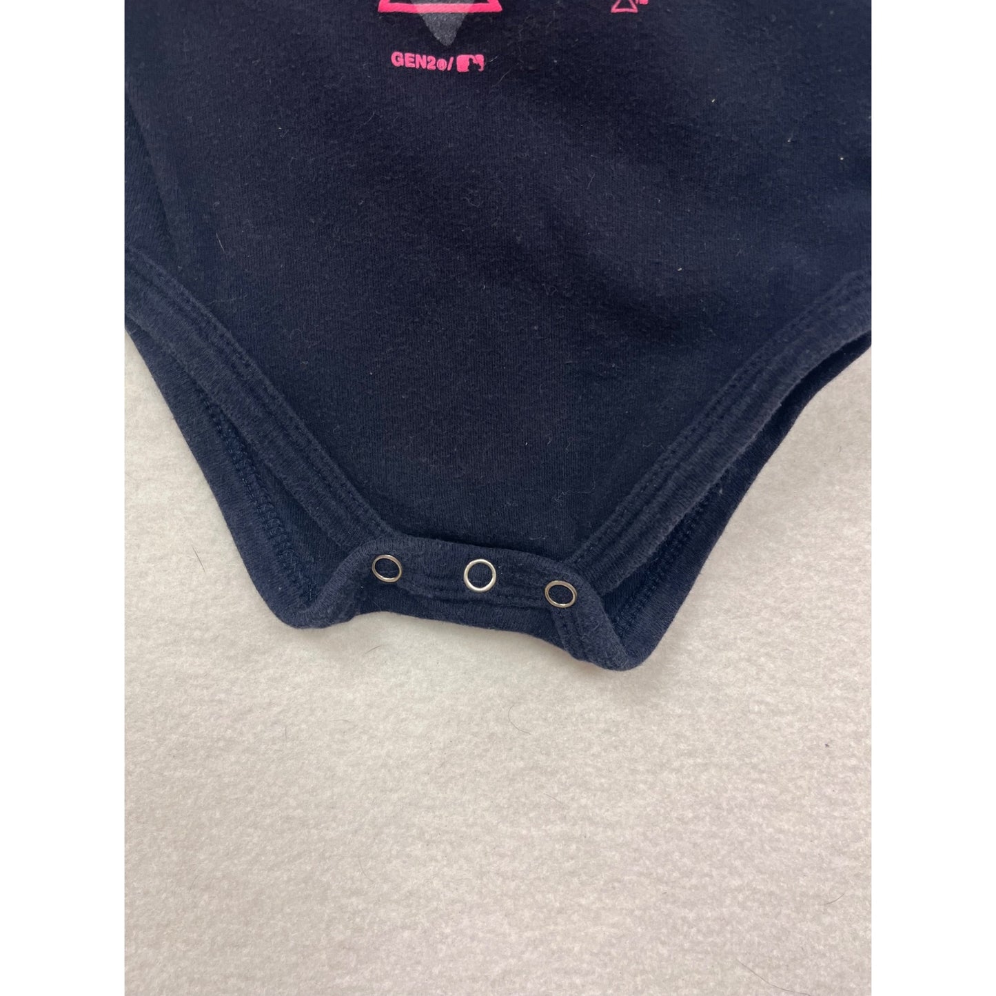 Minnesota Twins Baby Onesie 3/6M Black & Pink Cotton Short Sleeve Bodysuit With Snap closure #6509