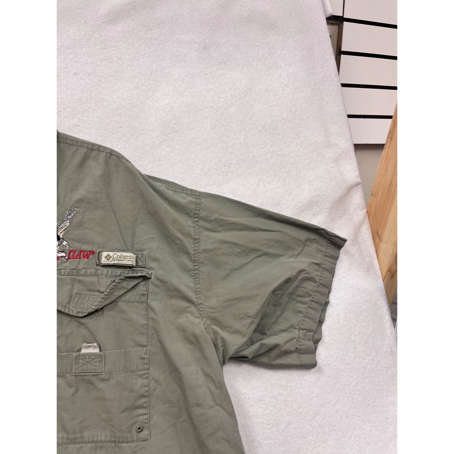 Columbia XL Short-Sleeve Button-Up Fishing Shirt #8788