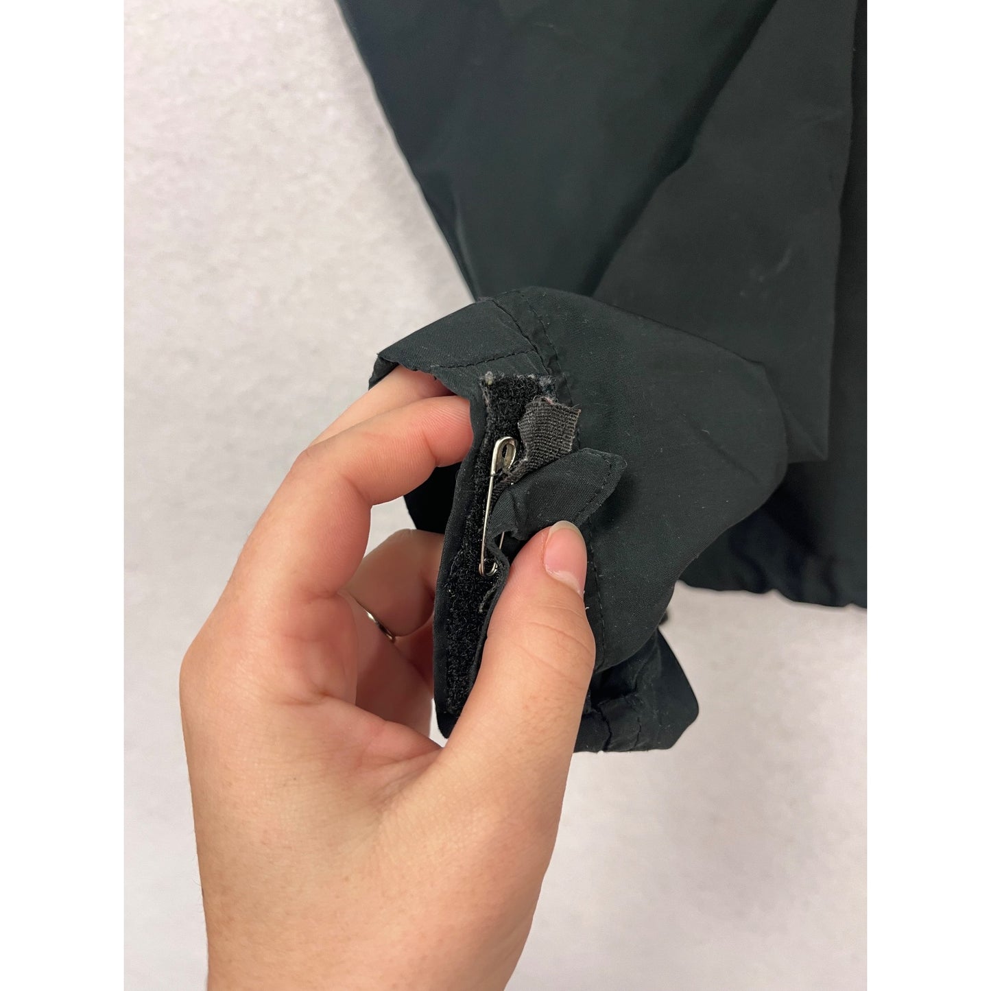 Running Room Fit-Wear Black Windbreaker Jacket M #982A