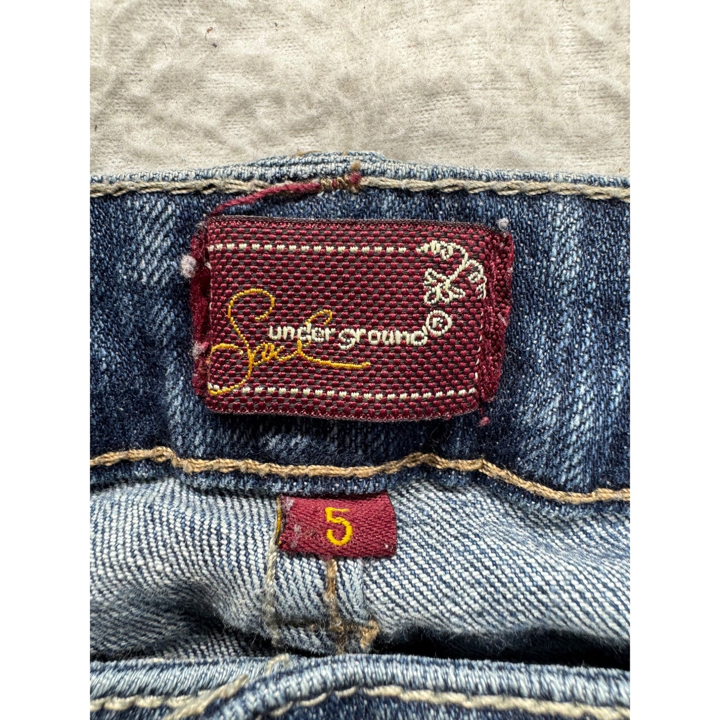 Underground Soul Flare-Leg Jeans Size 5 Medium Wash Embroidered pockets #17B