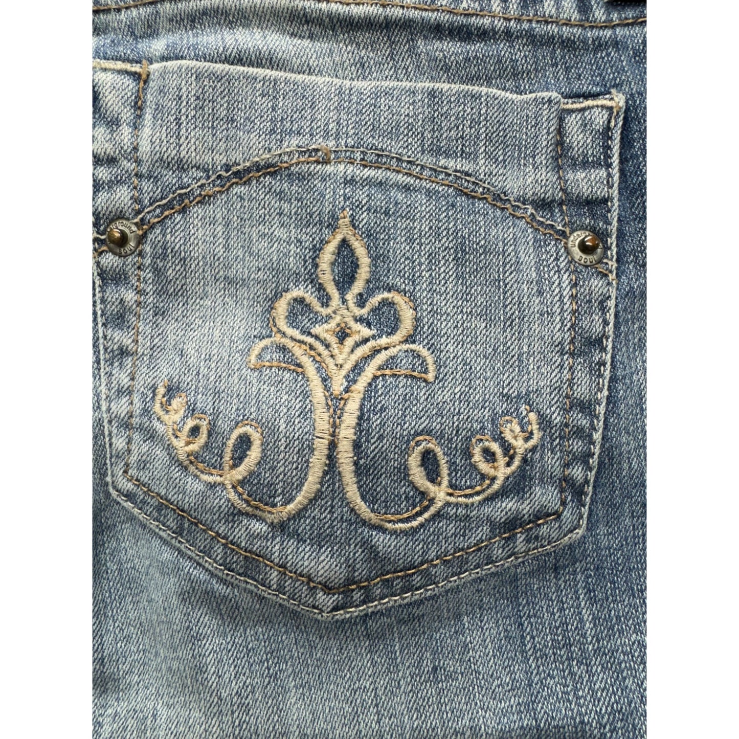 Underground Soul Flare-Leg Jeans Size 5 Medium Wash Embroidered pockets #17B