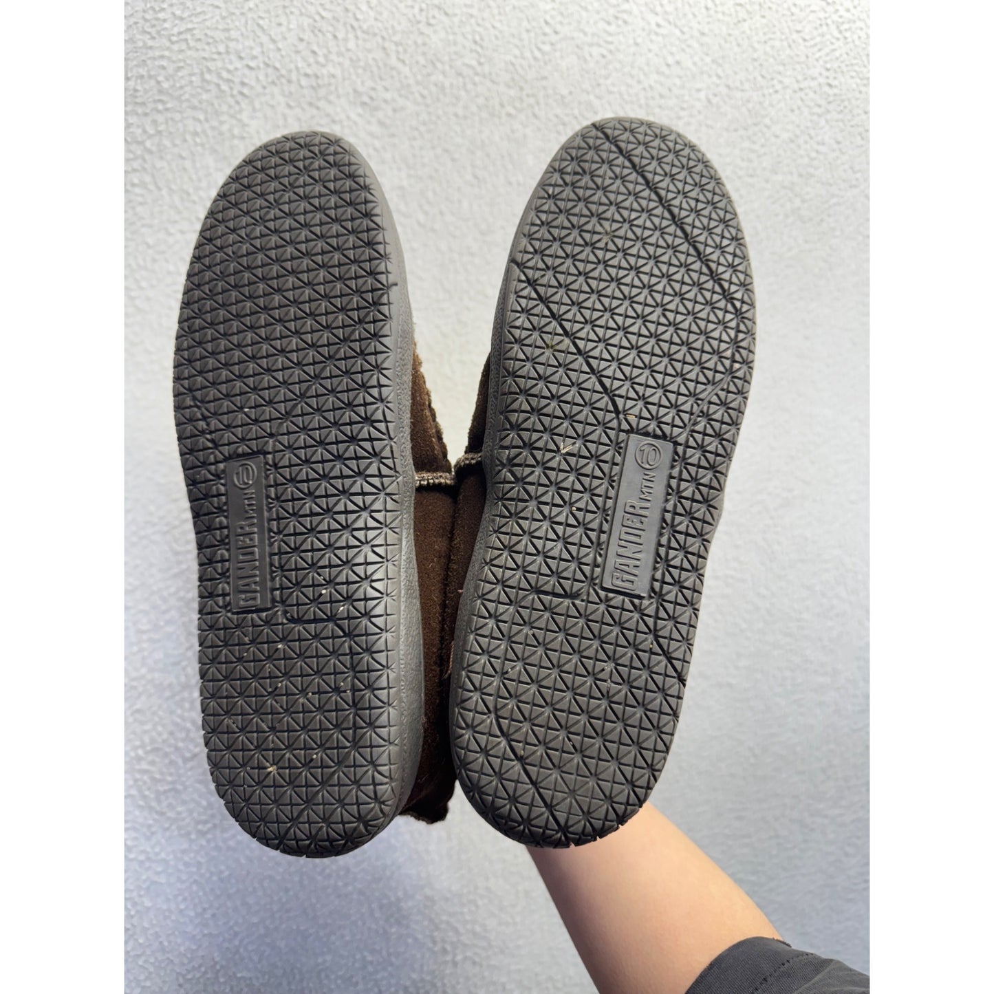 Brown Suede Moccasin-Style Faux Fur-Lined Slippers W Rubber Soles Size 10 #9615