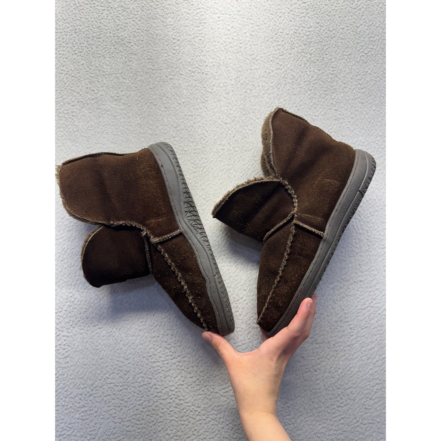 Brown Suede Moccasin-Style Faux Fur-Lined Slippers W Rubber Soles Size 10 #9615