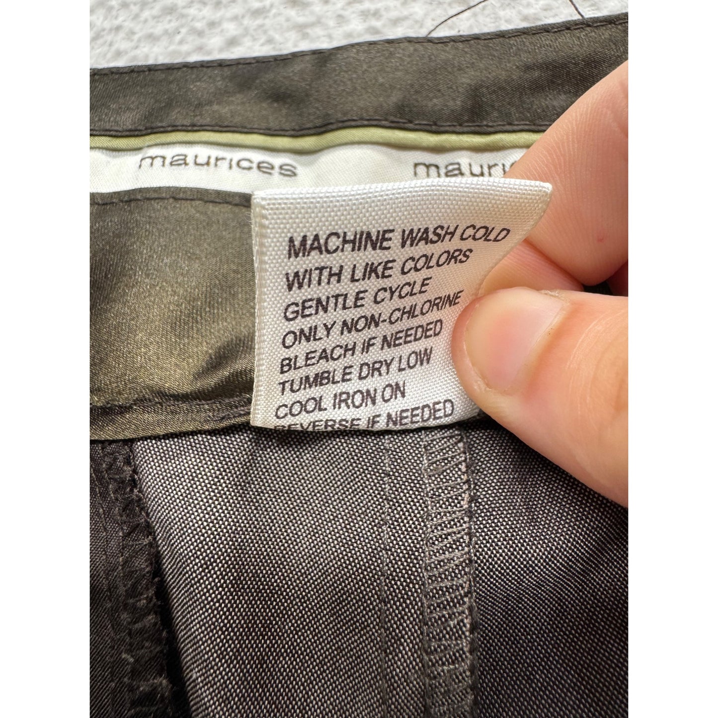 Maurices Gray Dress Shorts Size 16 Polyester Blend 29" Inseam #194B