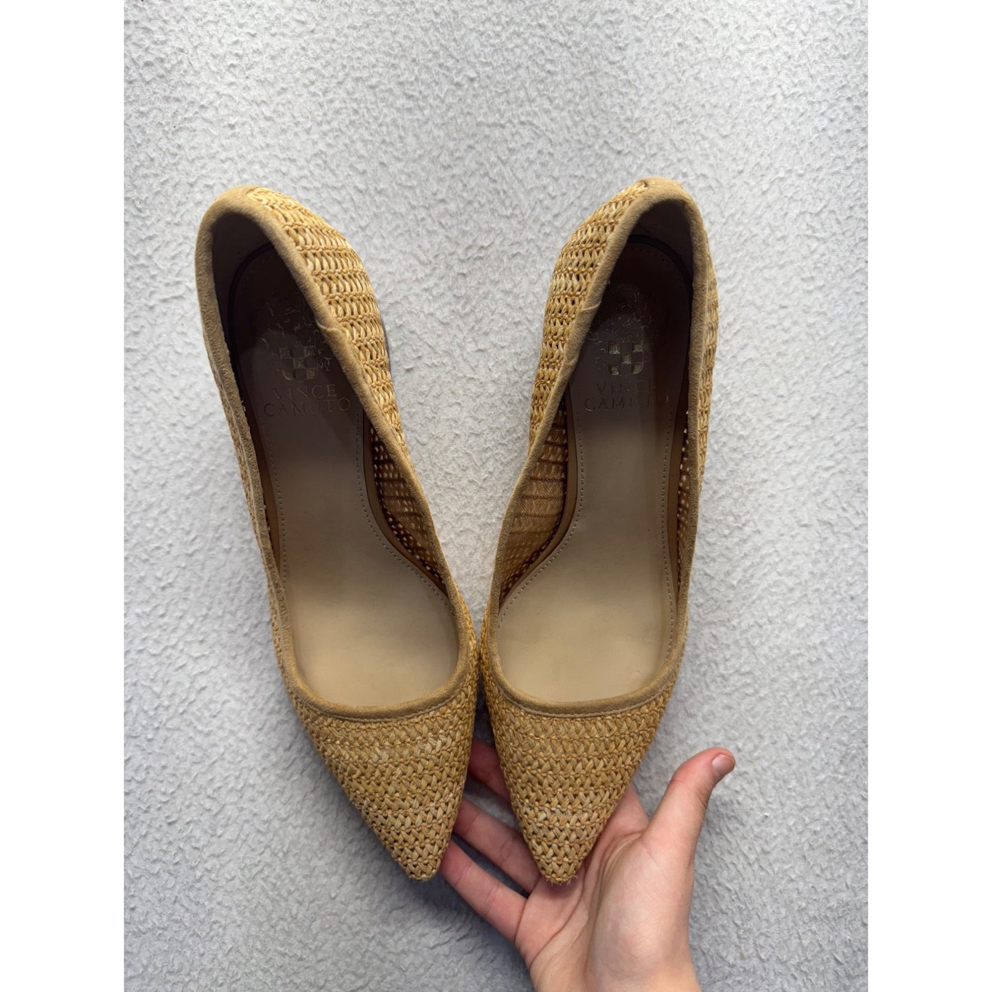Vince Camuto Natural Raffia Woven Block Heel Pointed Toe Pumps Size 8M #9628